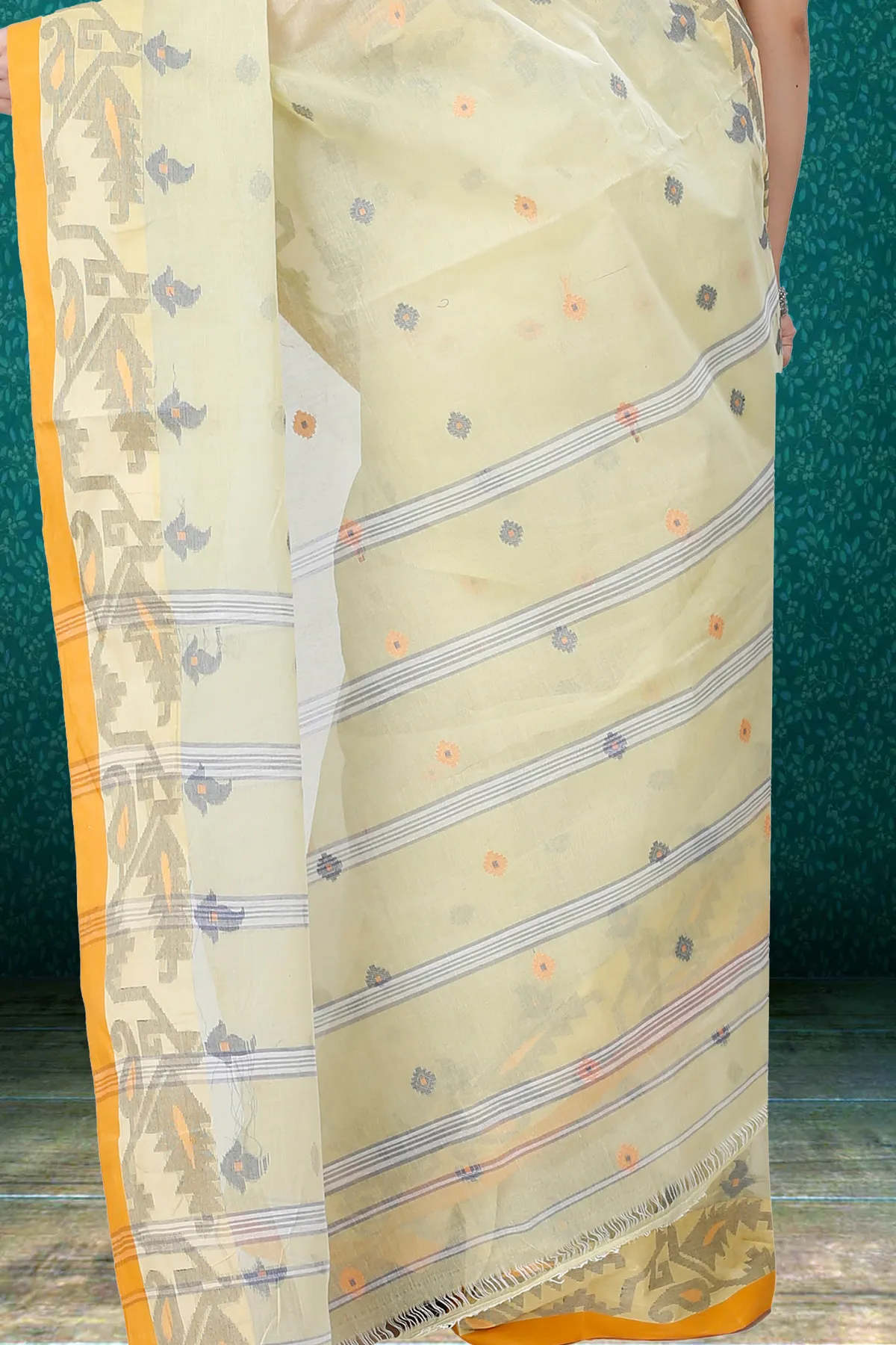 DipDiya Pure Cotton Cream Nripa Crafted in Bengal Tant Sarees