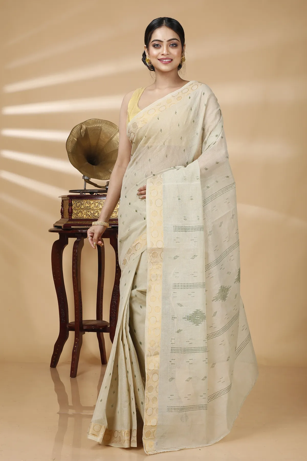 DipDiya Pure Cotton Cream Porna Timeless Bengal Printed Tant Sarees