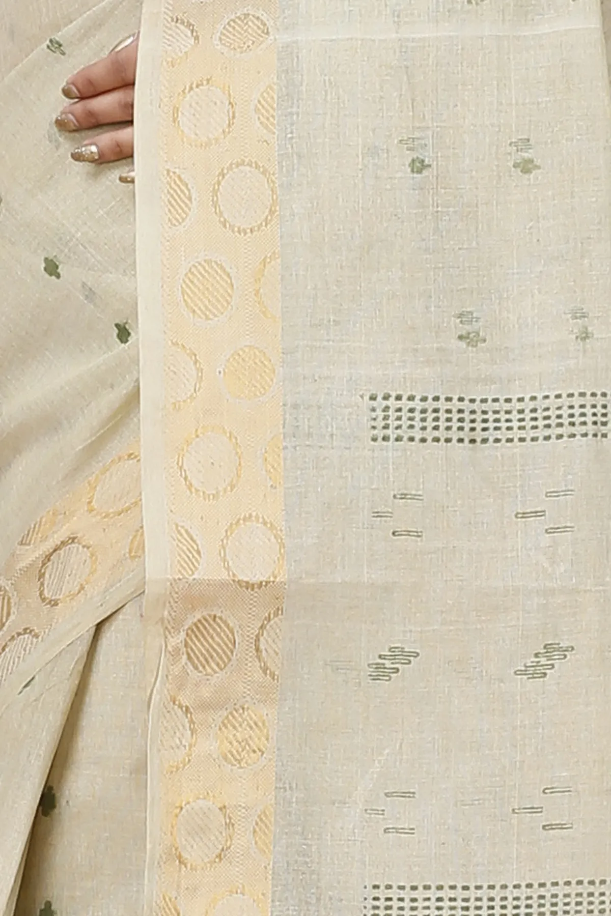 DipDiya Pure Cotton Cream Porna Timeless Bengal Printed Tant Sarees