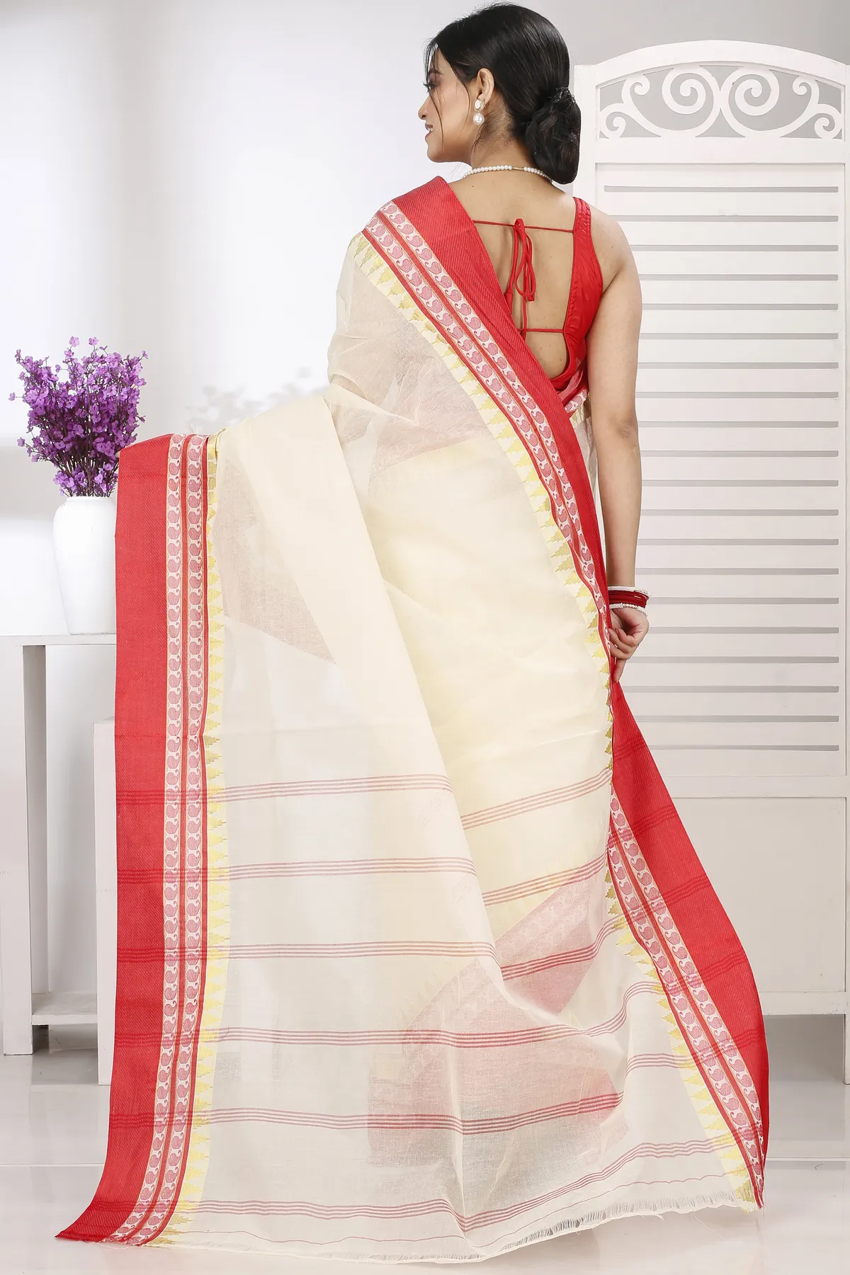 DipDiya Pure Cotton Cream Red Ethan Stories of Bengal Tant Sarees