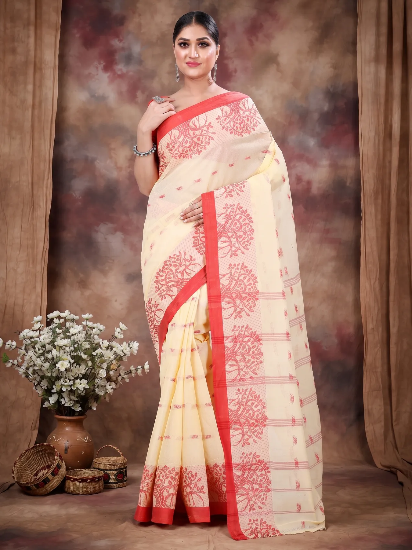 DipDiya Pure Cotton Cream Somaya Essence of Bengal Tant Sarees