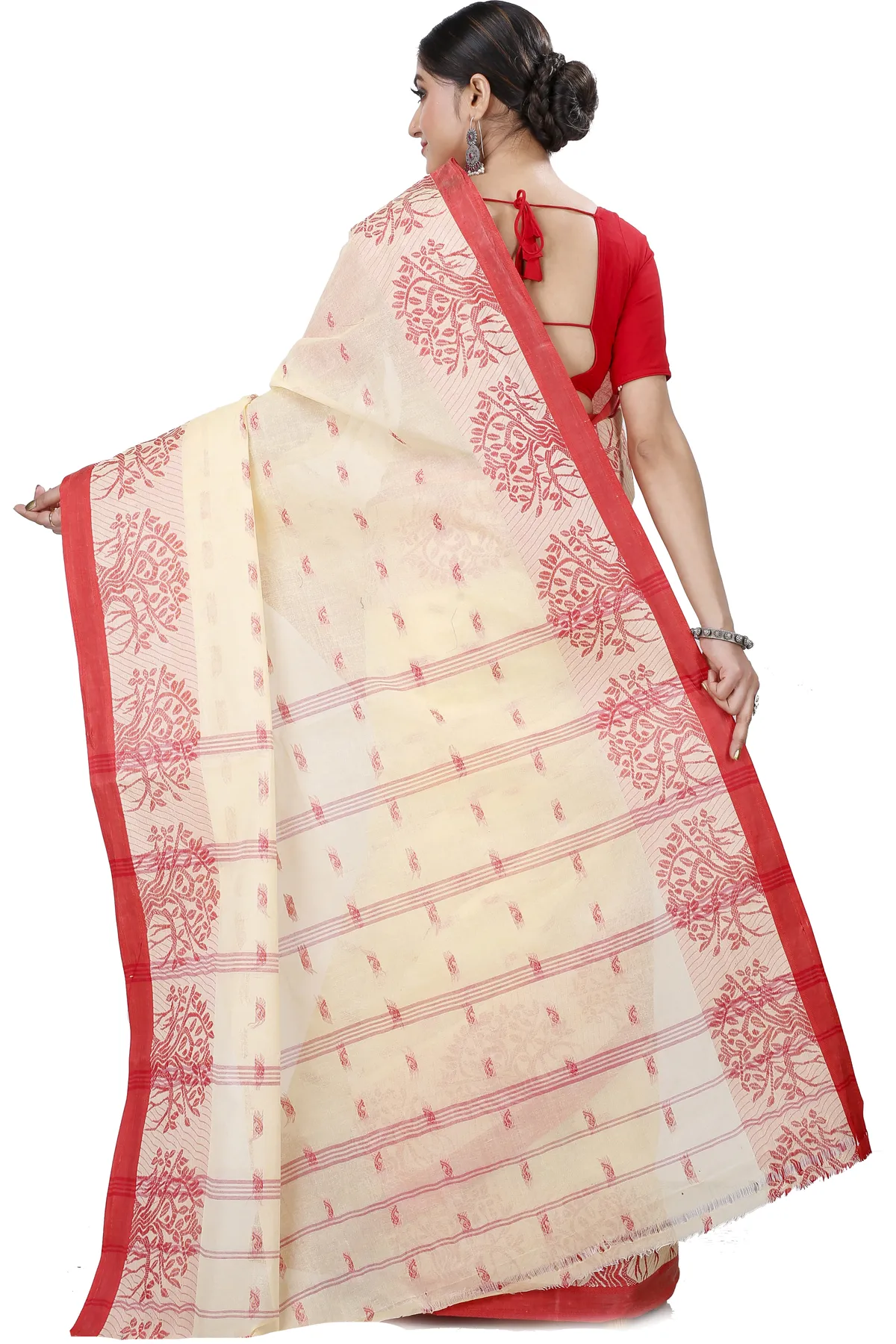 DipDiya Pure Cotton Cream Somaya Essence of Bengal Tant Sarees