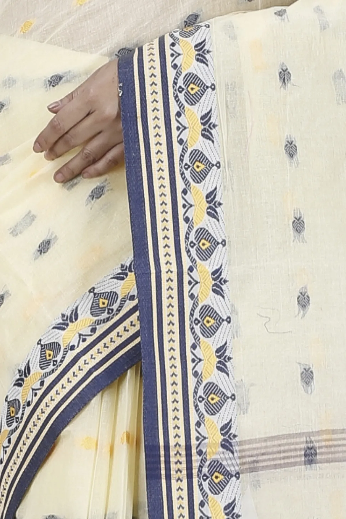 DipDiya Pure Cotton Cream Uvra Bengali Heritage Tant Sarees