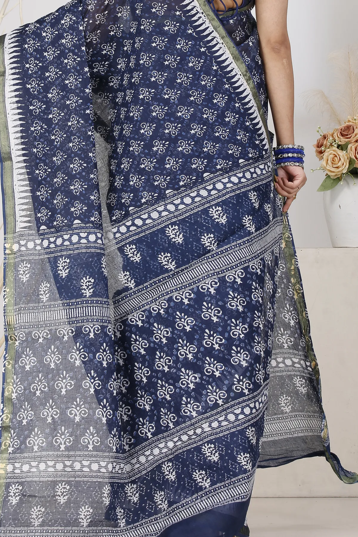 DipDiya Pure Cotton Dark Blue Mela Wrapped in Heritage Printed Handloom Sarees