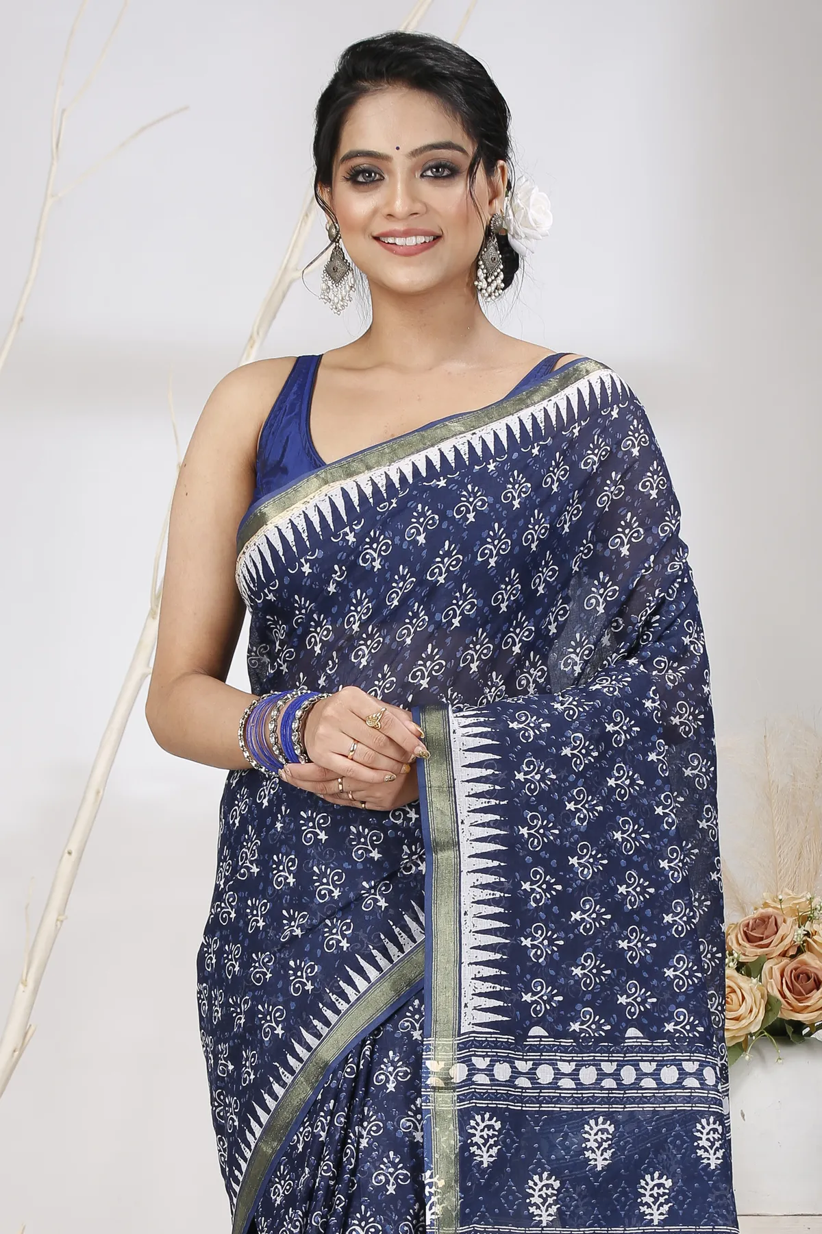 DipDiya Pure Cotton Dark Blue Mela Wrapped in Heritage Printed Handloom Sarees