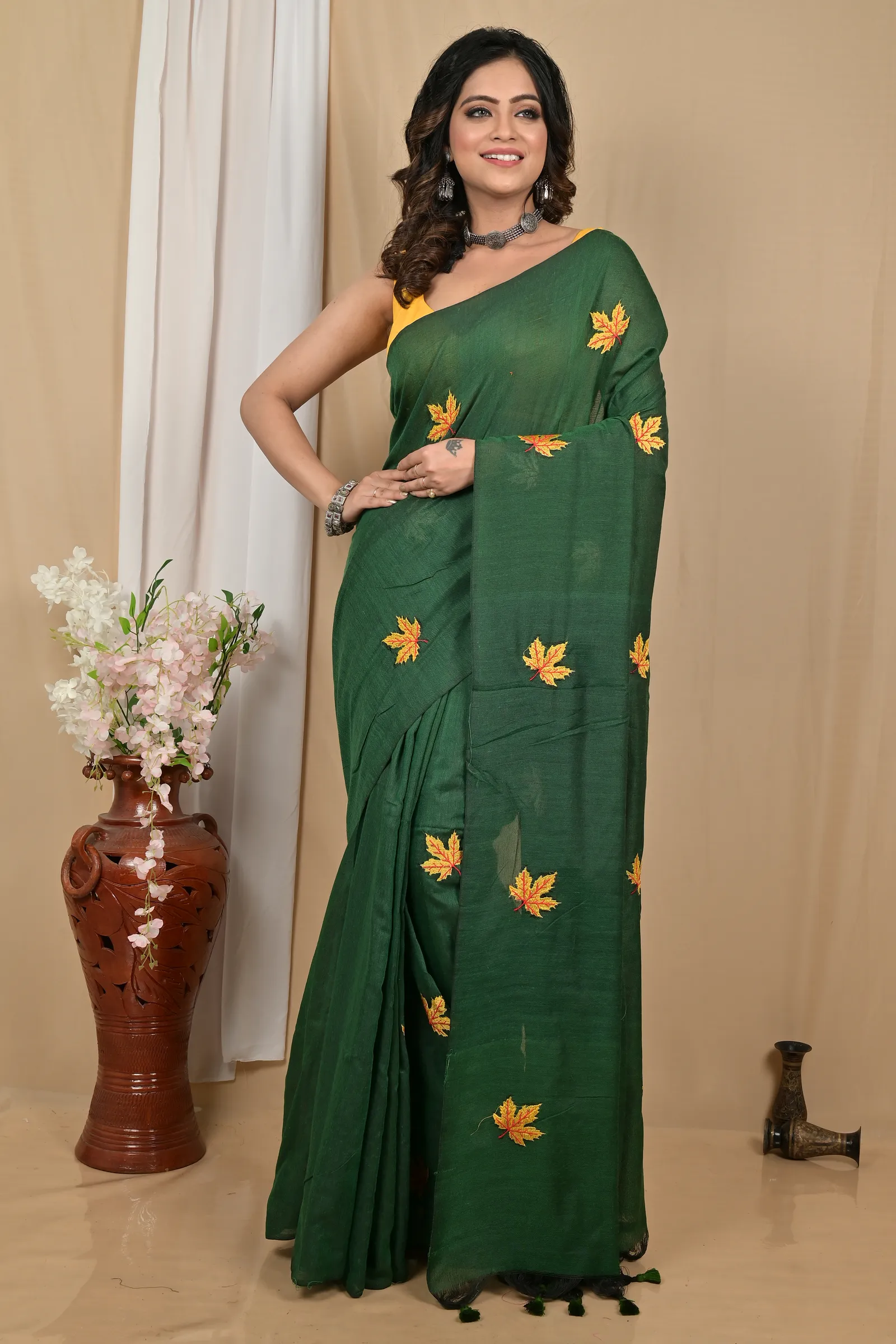 DipDiya Pure Cotton Dark Green Achrun Handloom Heritage Embroidery Handloom sarees