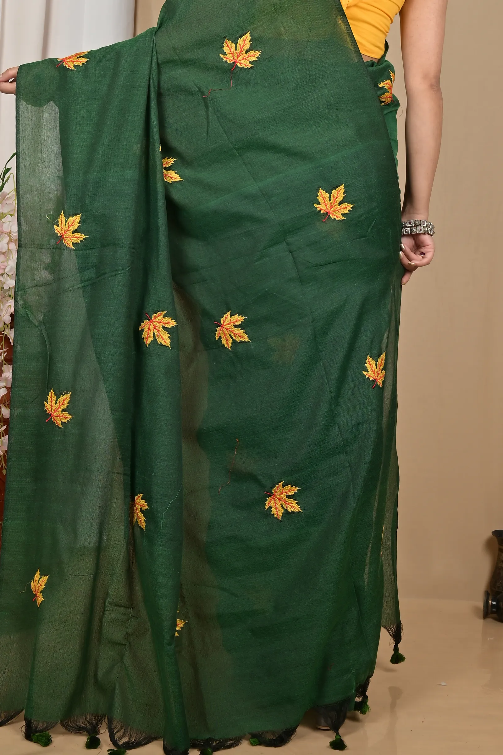 DipDiya Pure Cotton Dark Green Achrun Handloom Heritage Embroidery Handloom sarees