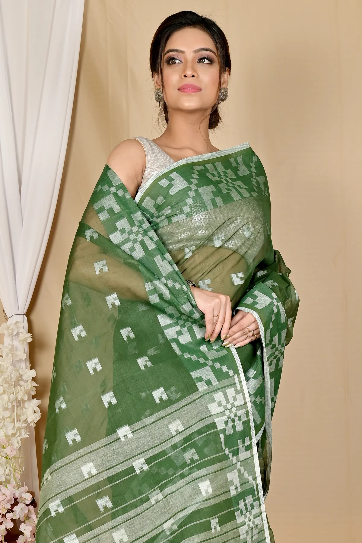 DipDiya Pure Cotton Dark Green Aptuk Crafted with Soul Tant Sarees