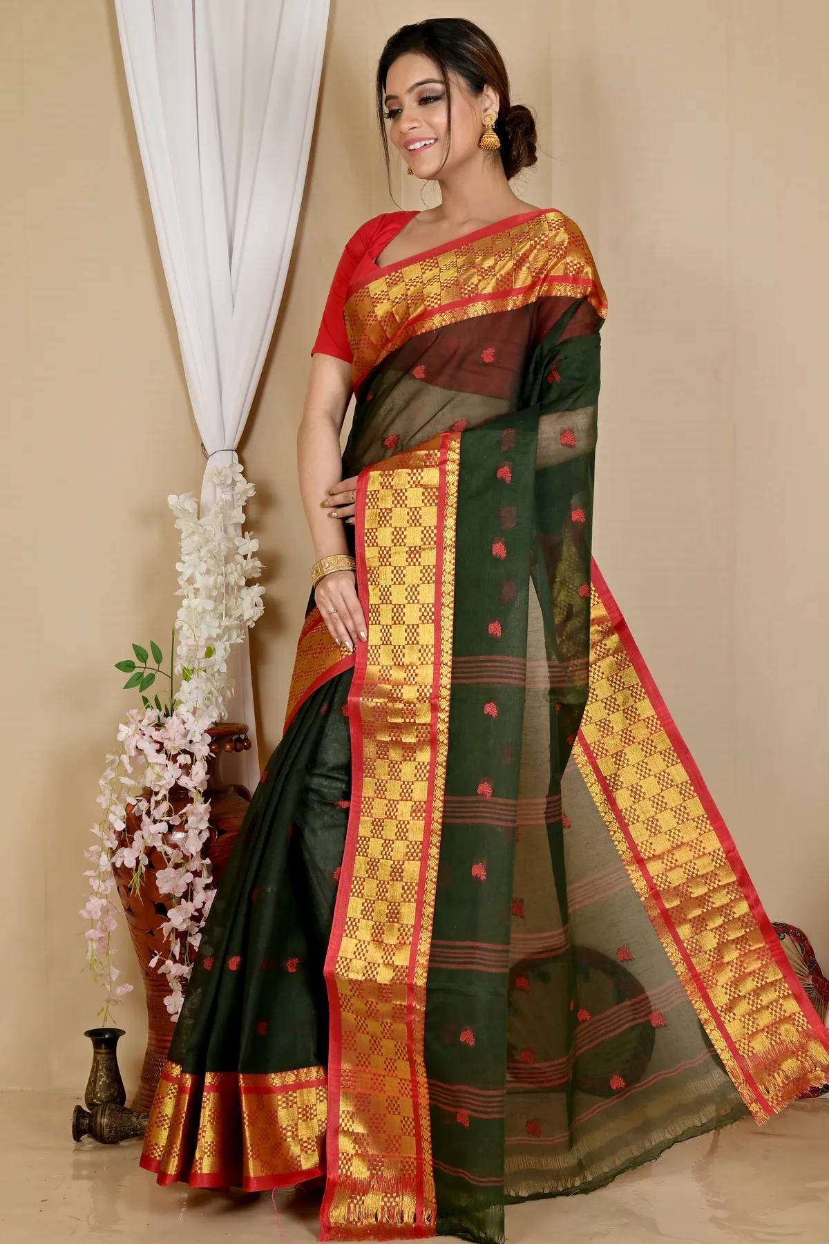 DipDiya Pure Cotton Dark Green Atula Bengal’s Legacy Tant Sarees