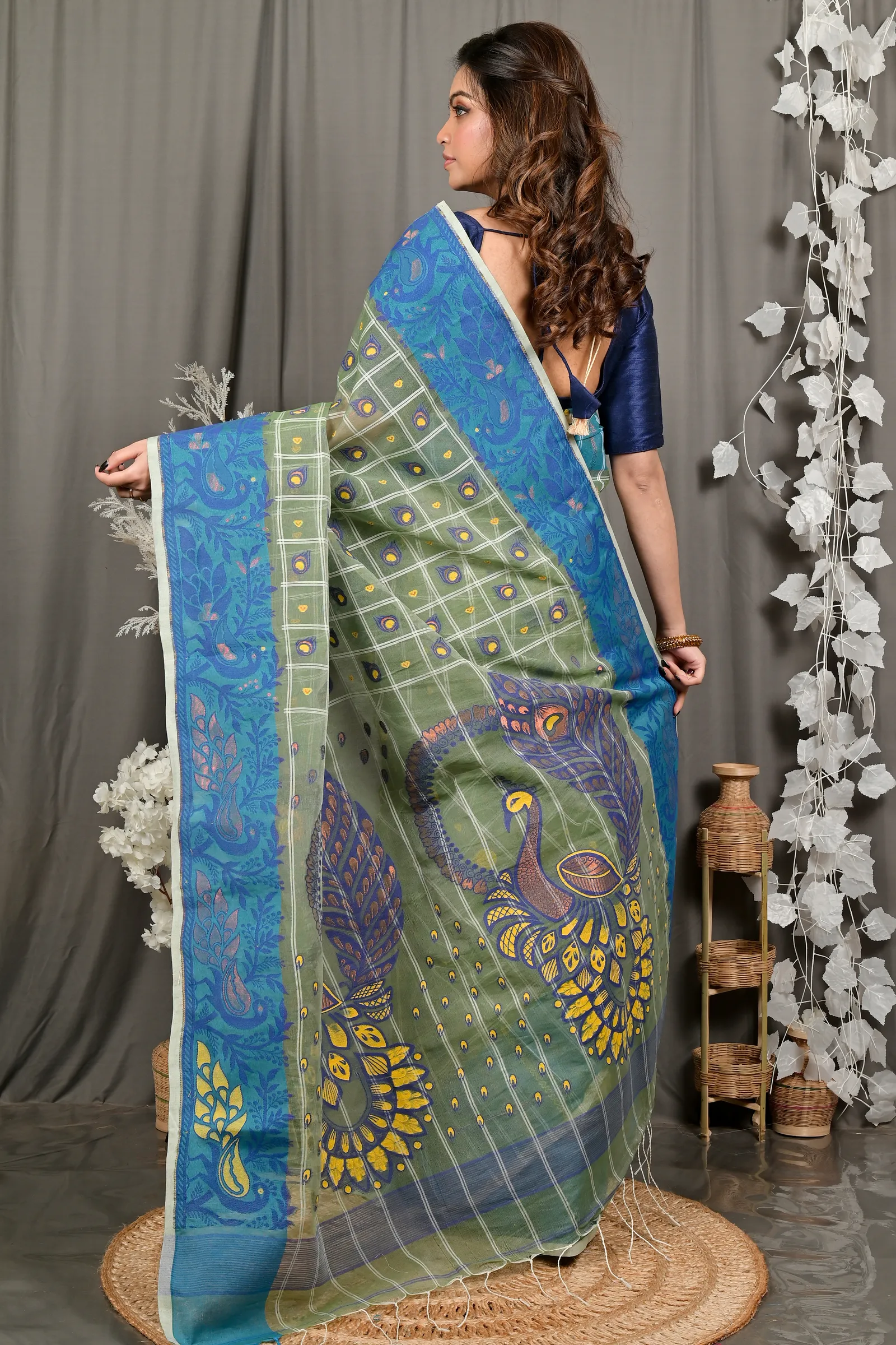 DipDiya Pure Cotton Dark Green Dhrubi Woven with Tradition Jamdani Sarees