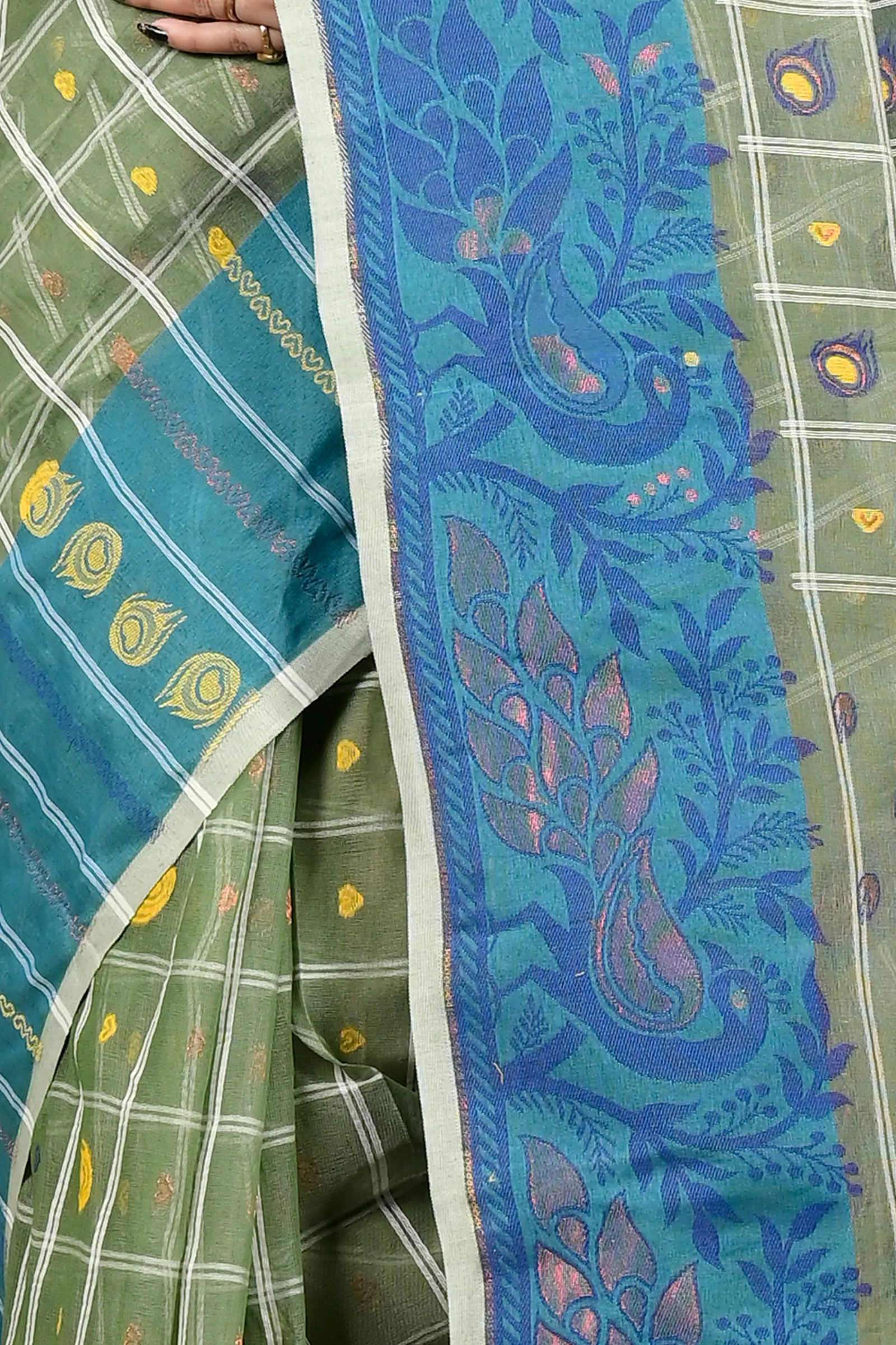 DipDiya Pure Cotton Dark Green Dhrubi Woven with Tradition Jamdani Sarees