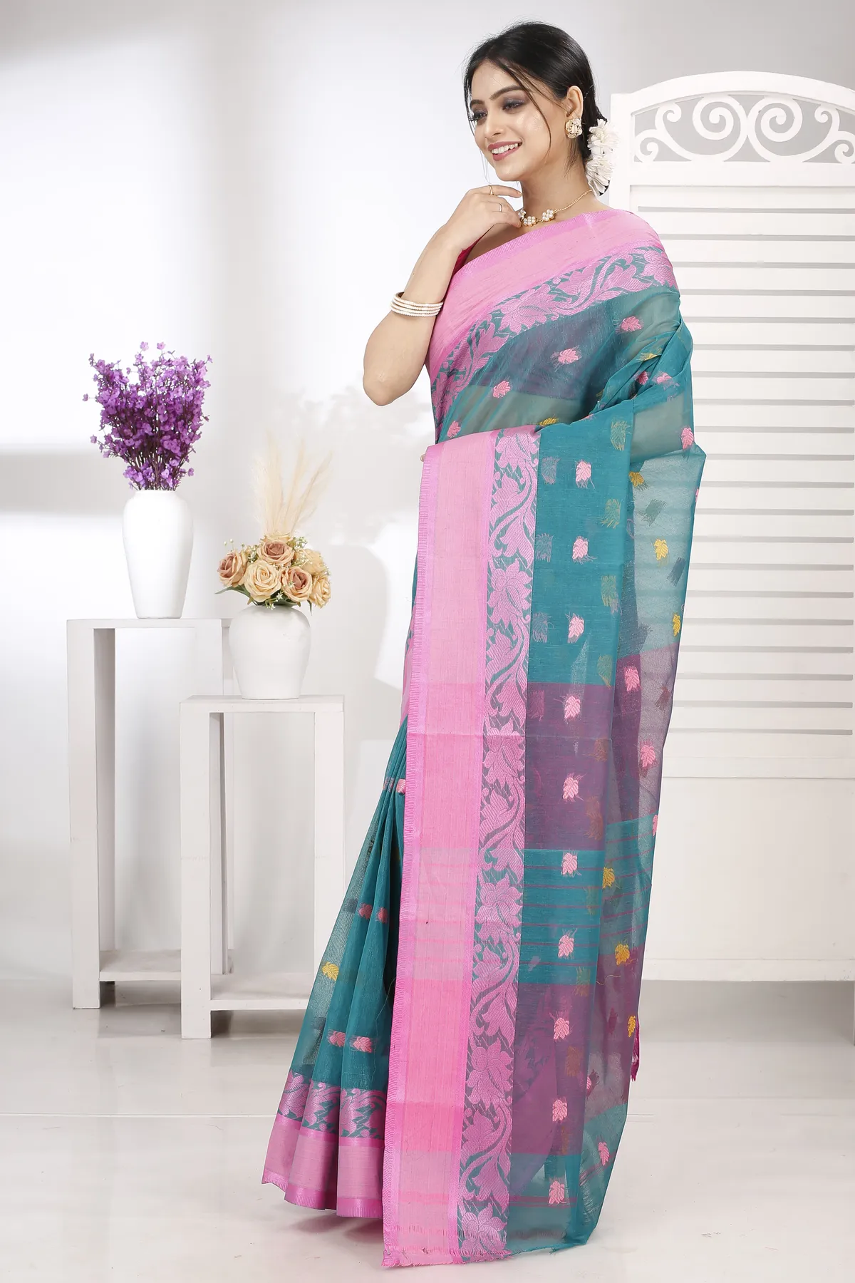 DipDiya Pure Cotton Dark Green Guti Loom to Love Tant Sarees