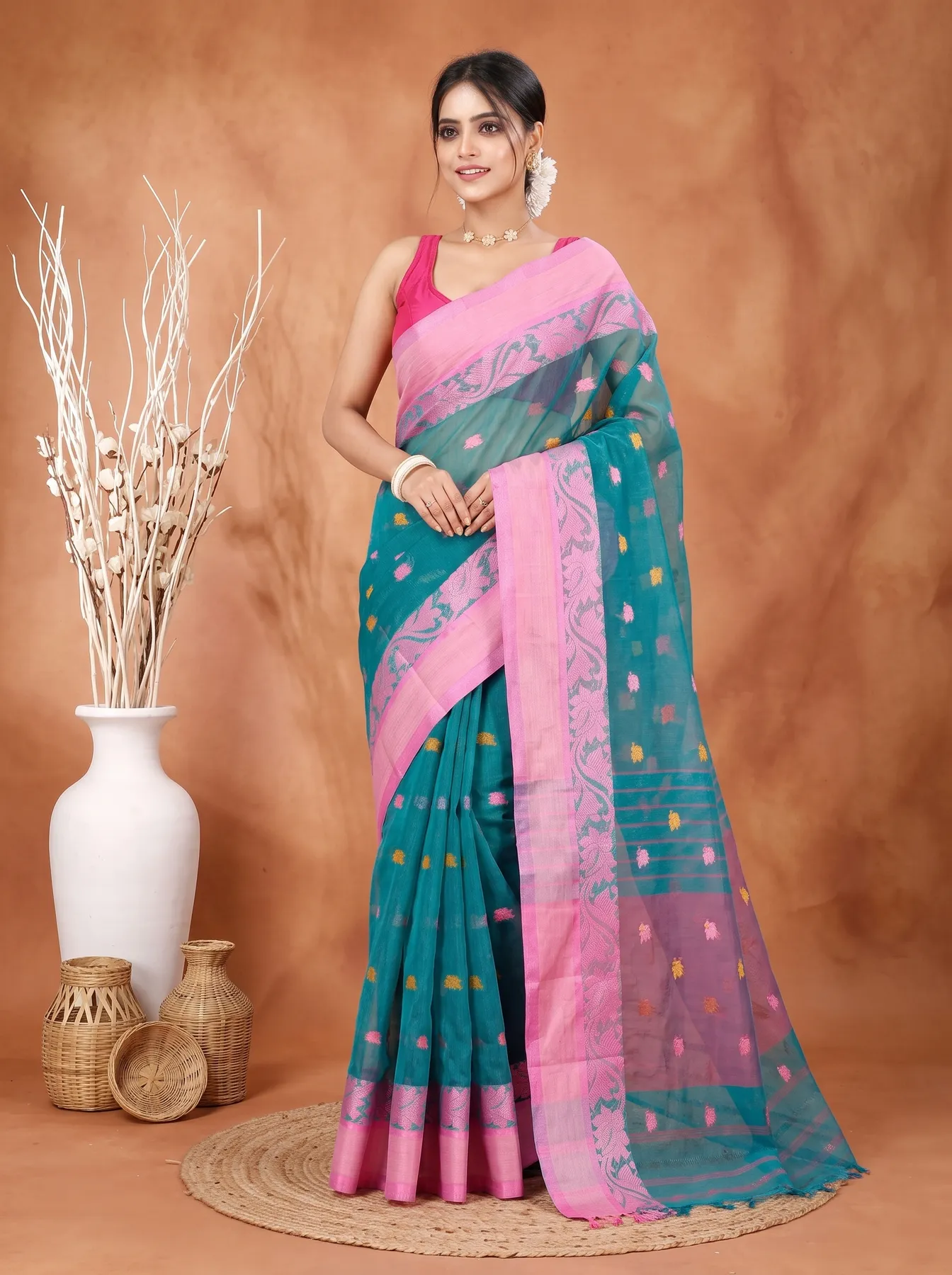 DipDiya Pure Cotton Dark Green Guti Loom to Love Tant Sarees