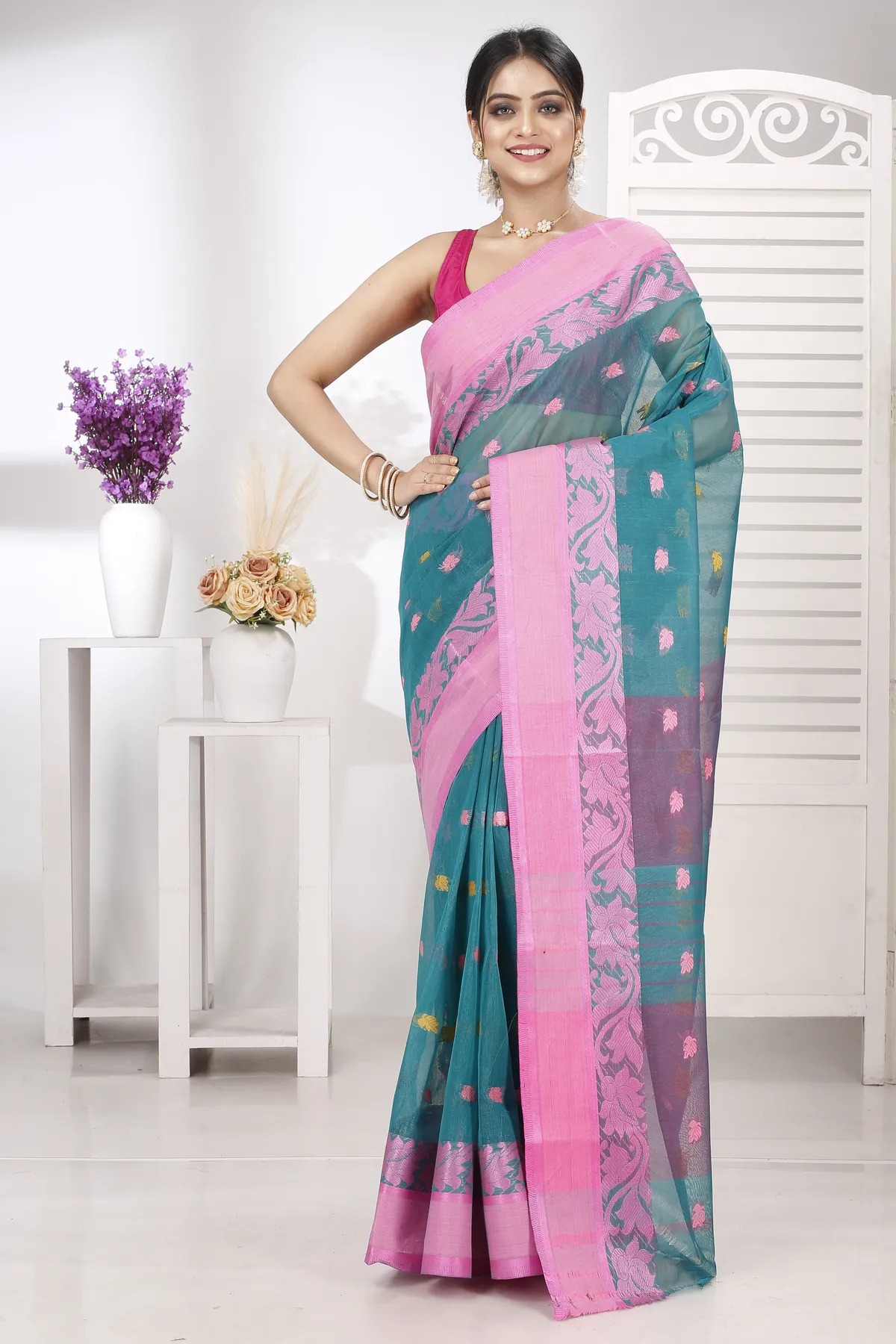 DipDiya Pure Cotton Dark Green Guti Loom to Love Tant Sarees