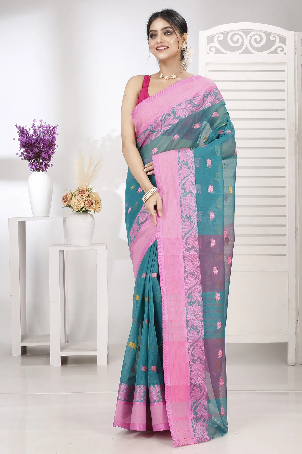 DipDiya Pure Cotton Dark Green Guti Loom to Love Tant Sarees