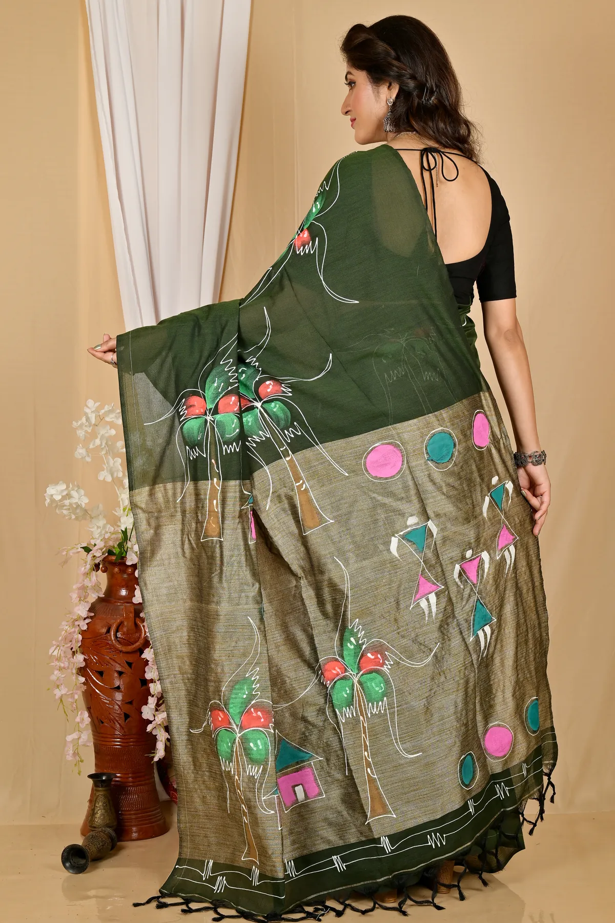 DipDiya Pure Cotton Dark Green Keshaka Woven by Hand Hand Painted Sarees
