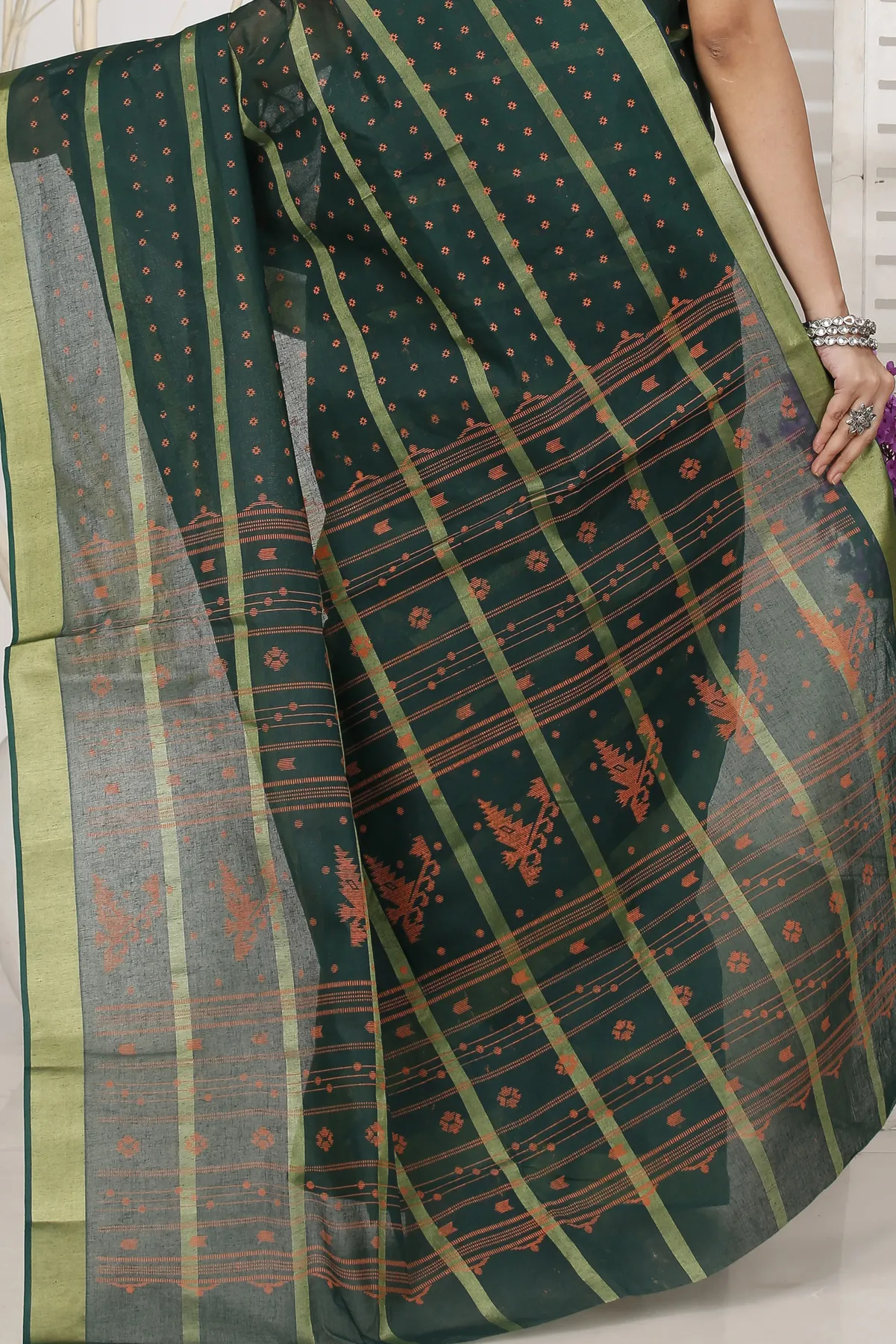 DipDiya Pure Cotton Dark Green Mera Classic Grace Tant Sarees