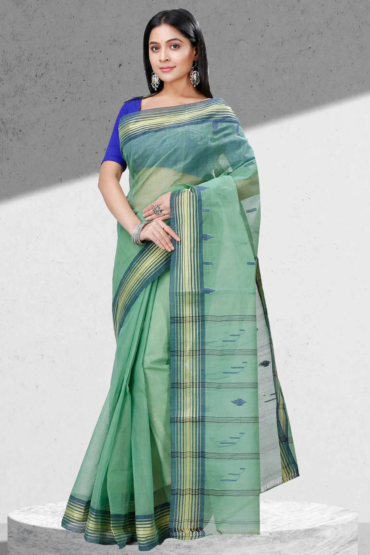 DipDiya Pure Cotton Dark Green Naman The Bengali Classic Tant Sarees