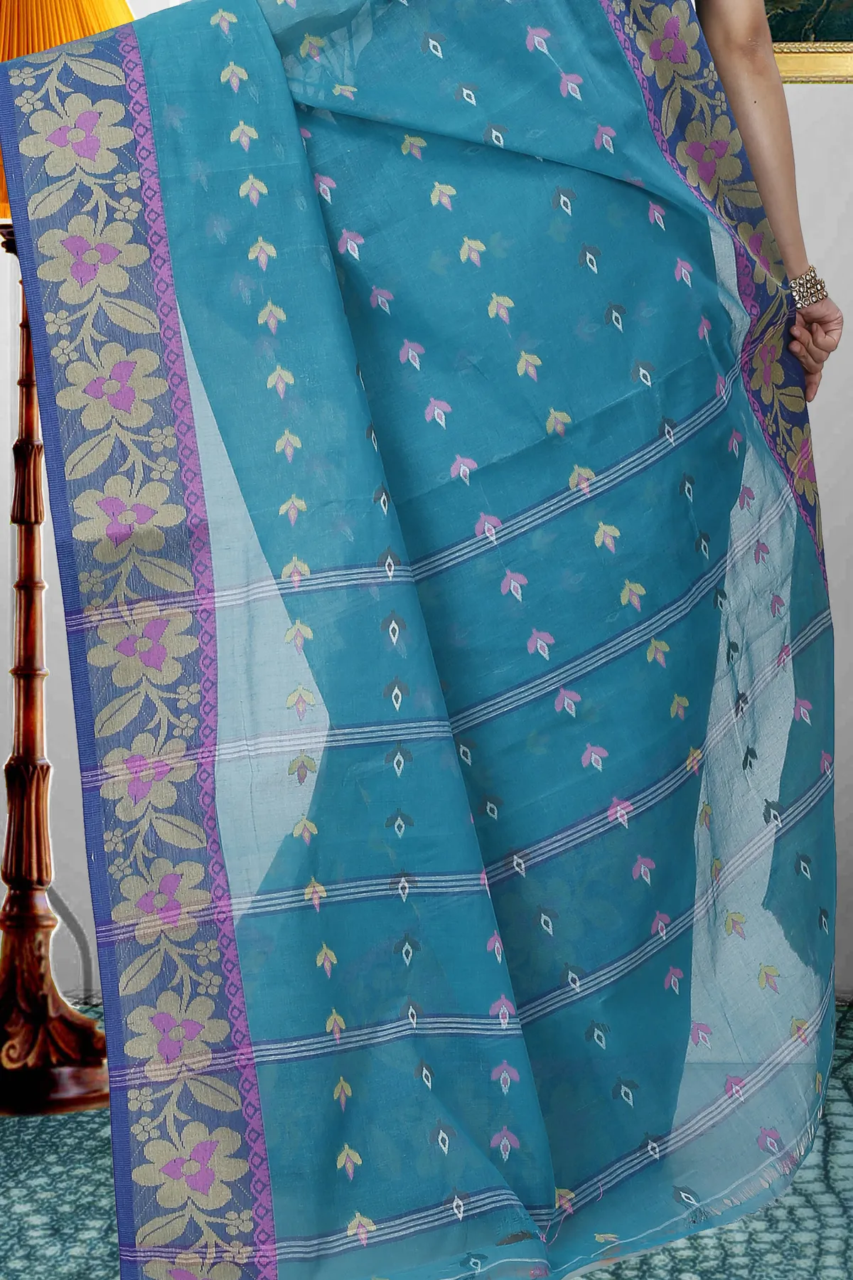 DipDiya Pure Cotton Dark Green Numan Pure Bengali Grace Tant Sarees