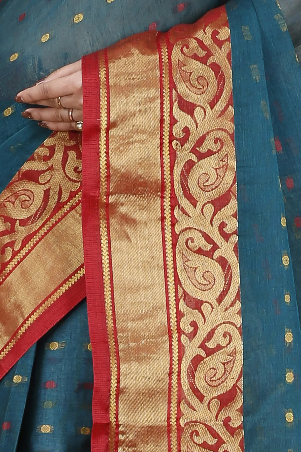 DipDiya Pure Cotton Dark Green Sachi Grace of Bengal Tant Sarees