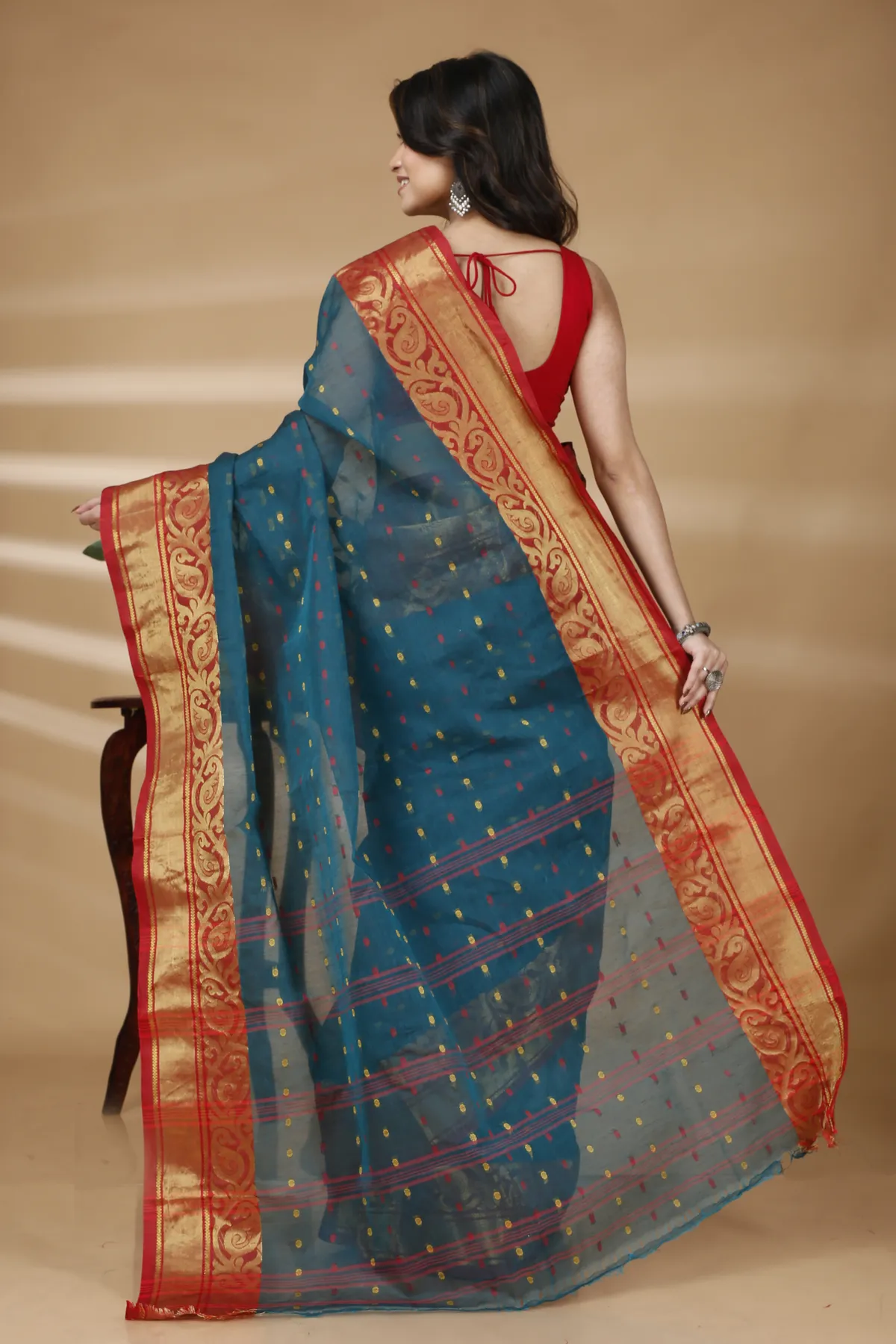 DipDiya Pure Cotton Dark Green Sachi Grace of Bengal Tant Sarees