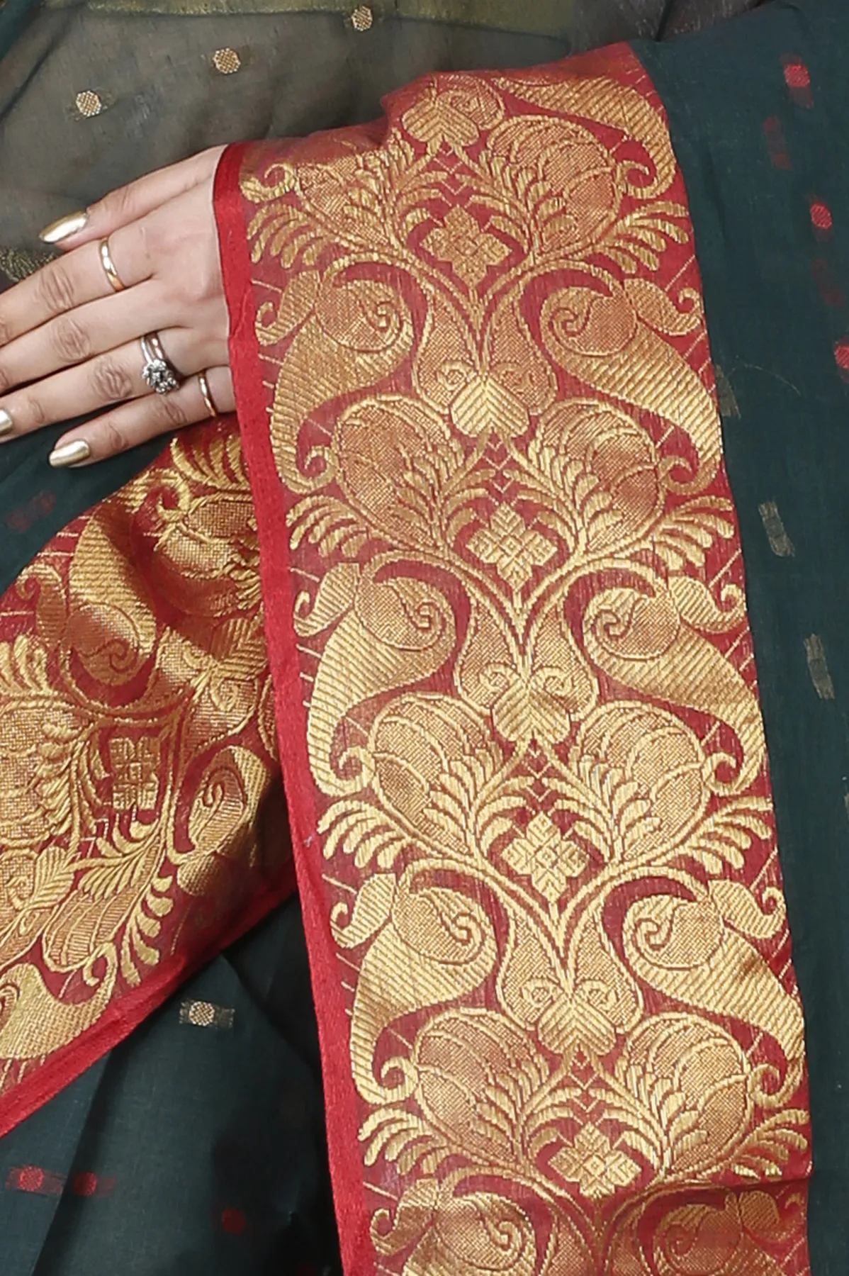DipDiya Pure Cotton Dark Green Saloni Crafted in Bengal Tant Sarees