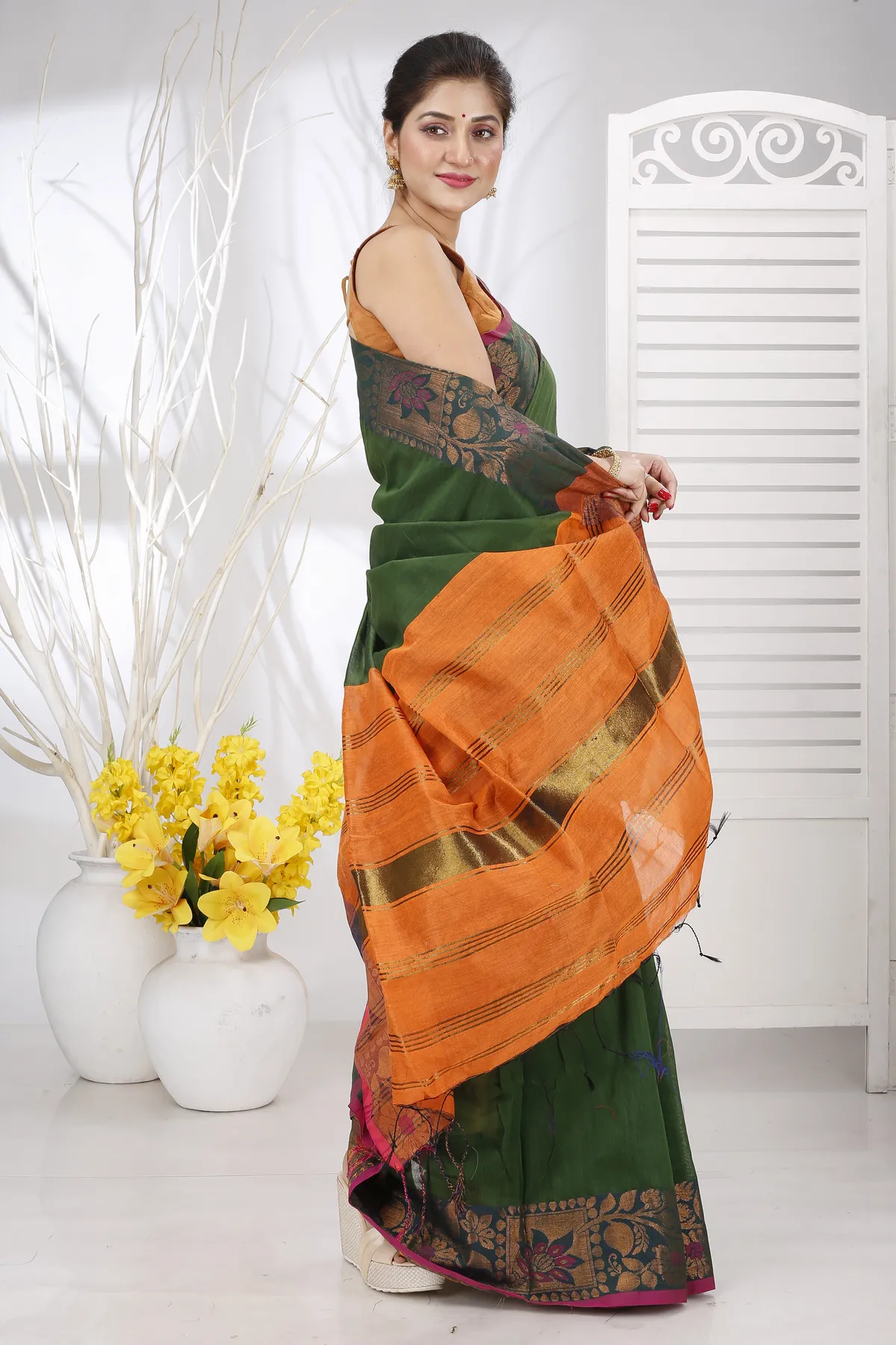 DipDiya Pure Cotton Dark Green Swarno Elegant by Tradition Handloom Sarees
