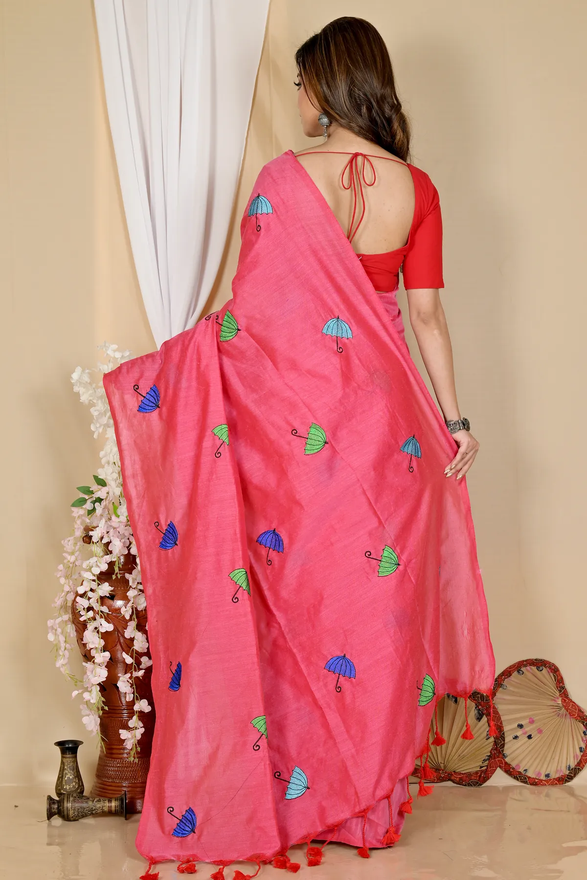 DipDiya Pure Cotton Dark Pink Umber Than Wrapped in Heritage Embroidery Handloom sarees