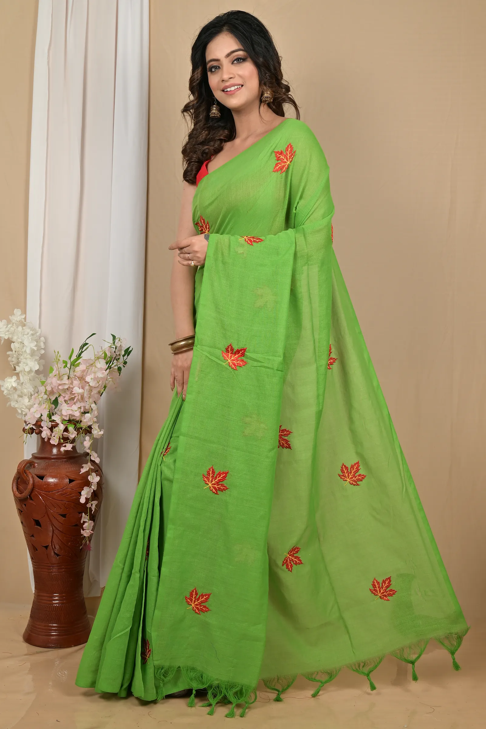 DipDiya Pure Cotton Green Achrun Masterfully Woven Embroidery Handloom sarees