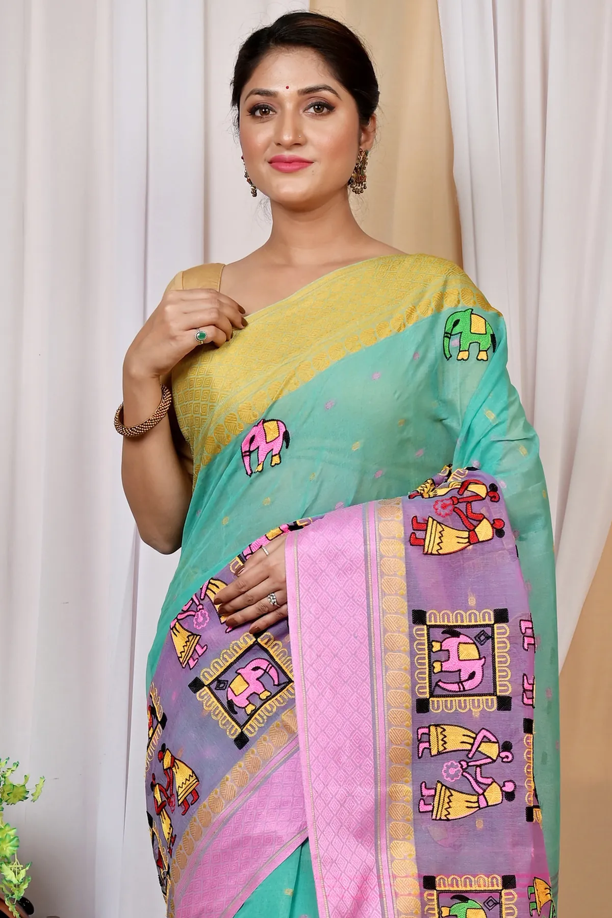 DipDiya Pure Cotton Green and Pink Embi Ganga Gajo Bengal in Every Thread Embroidery Tant Sarees