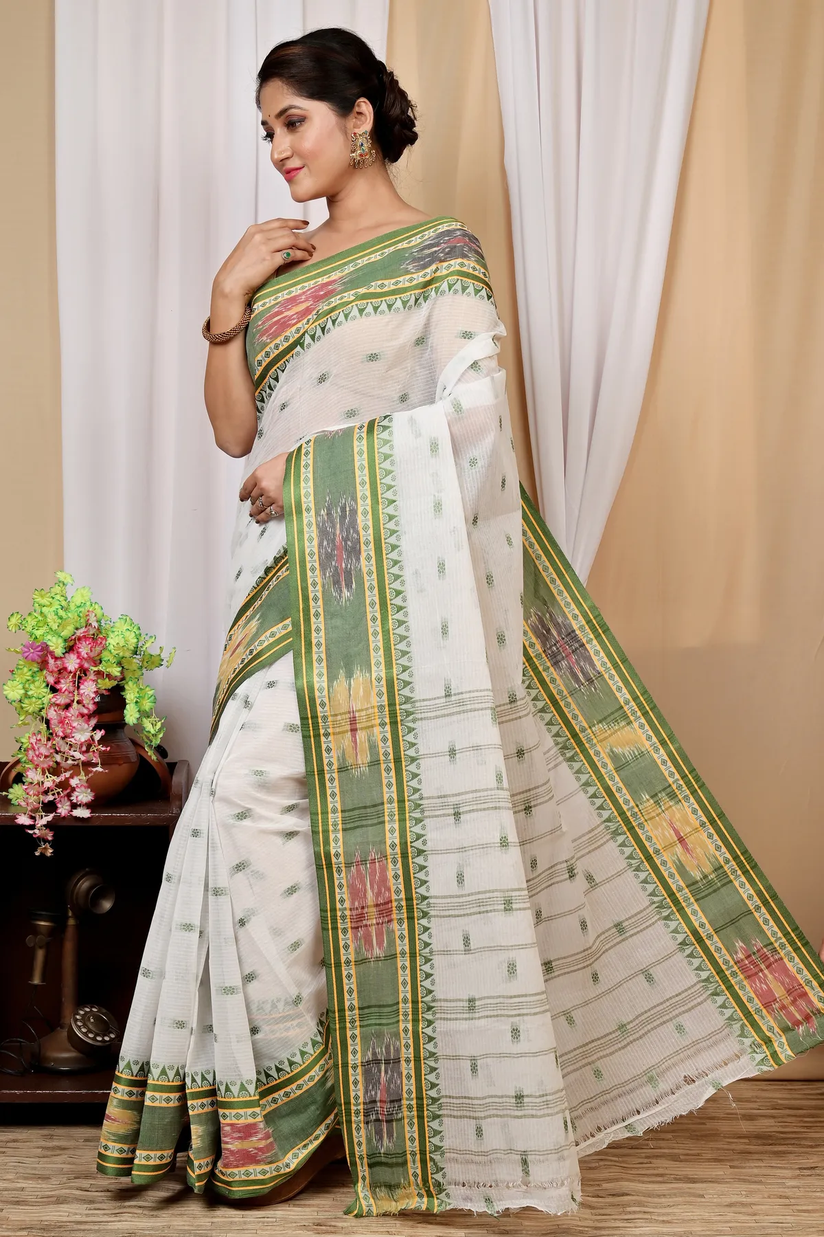 DipDiya Pure Cotton Green and White Hema Elegant by Tradition Tant Sarees