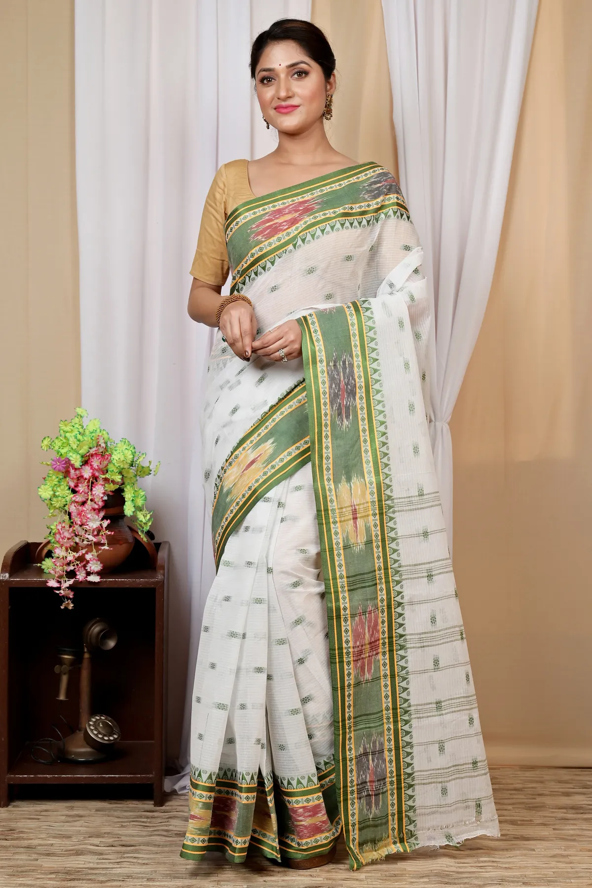 DipDiya Pure Cotton Green and White Hema Elegant by Tradition Tant Sarees