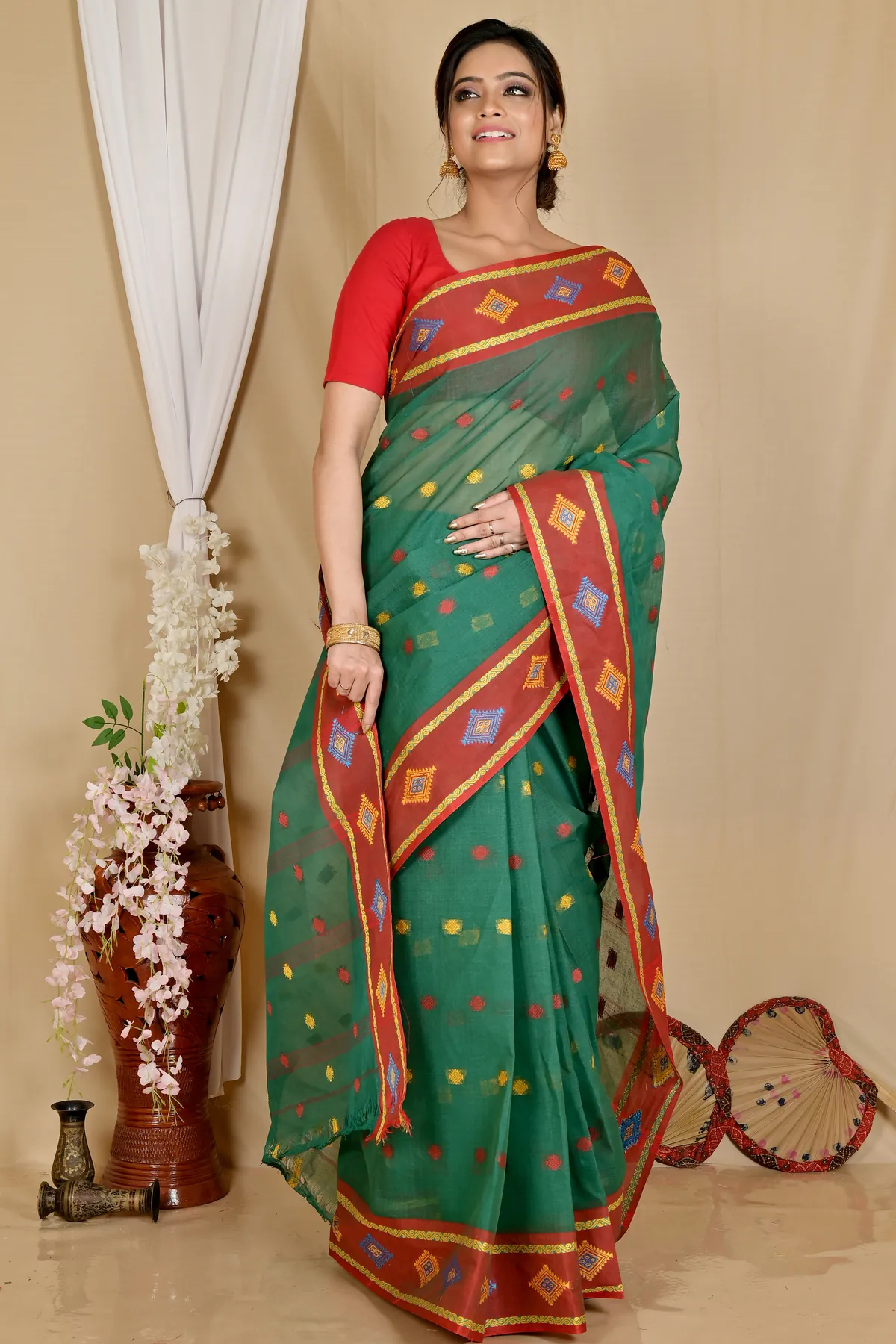 DipDiya Pure Cotton Green Apula Regal Bengali Tant Sarees