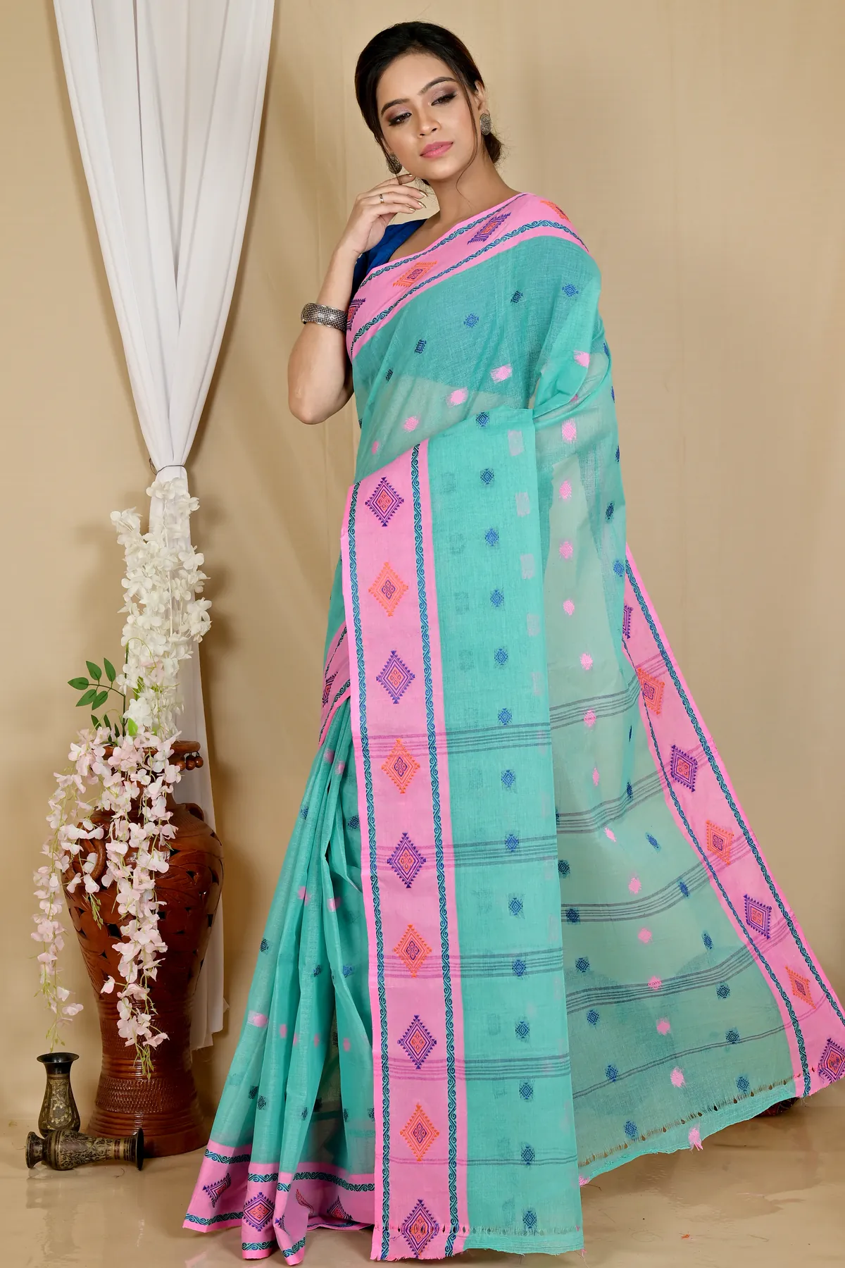 DipDiya Pure Cotton Green Apula Threads of Tradition Tant Sarees