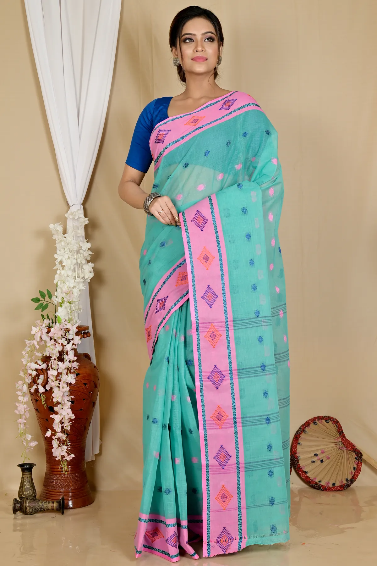 DipDiya Pure Cotton Green Apula Threads of Tradition Tant Sarees