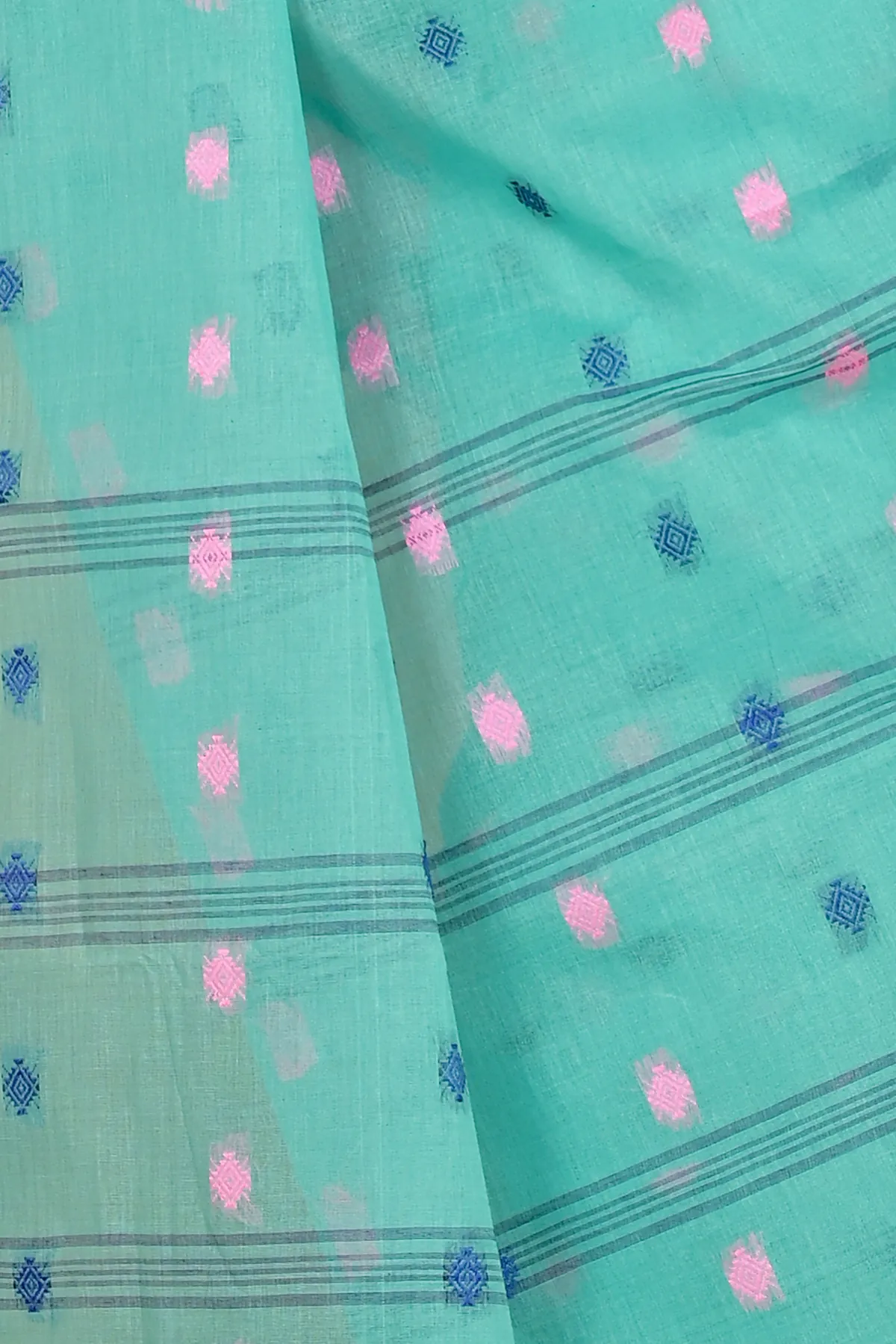 DipDiya Pure Cotton Green Apula Threads of Tradition Tant Sarees