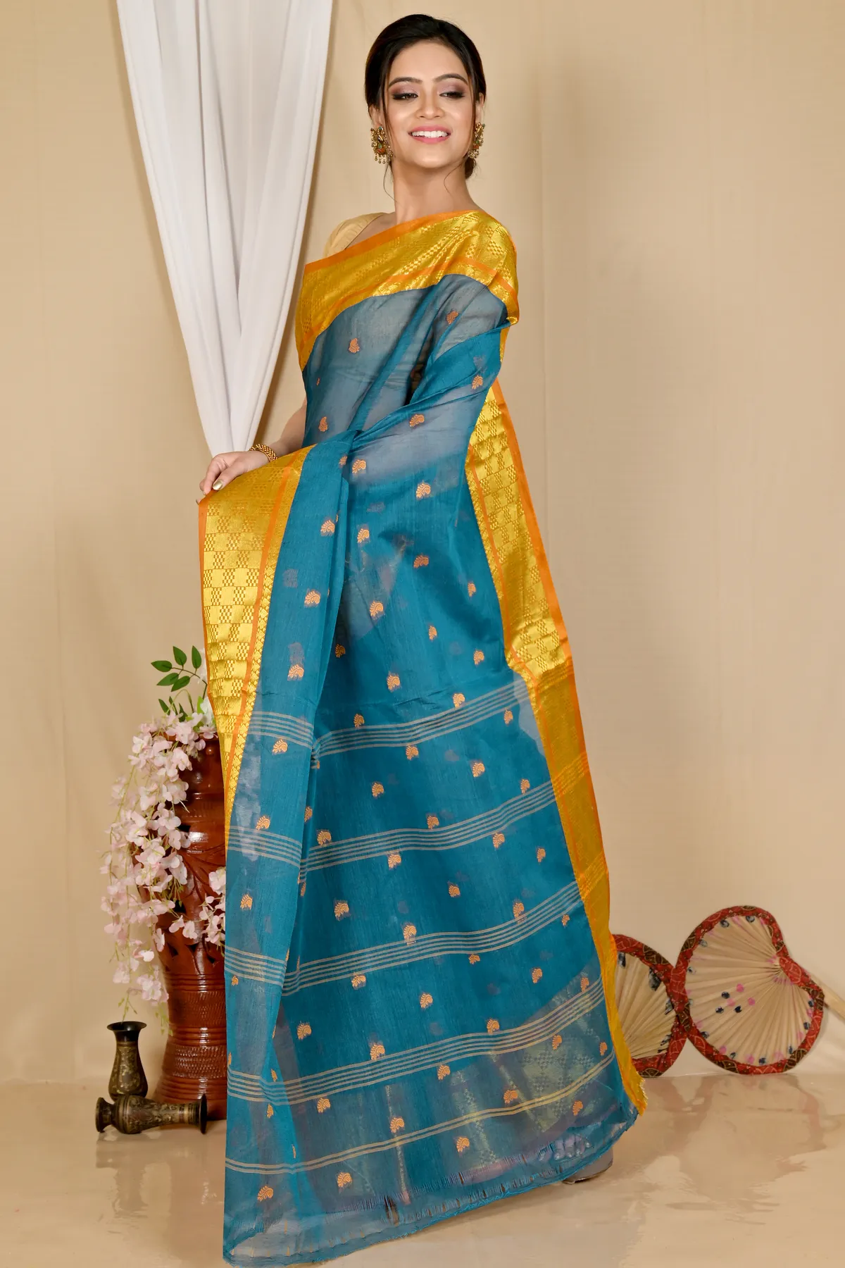 DipDiya Pure Cotton Green Atula Woven with Tradition Tant Sarees