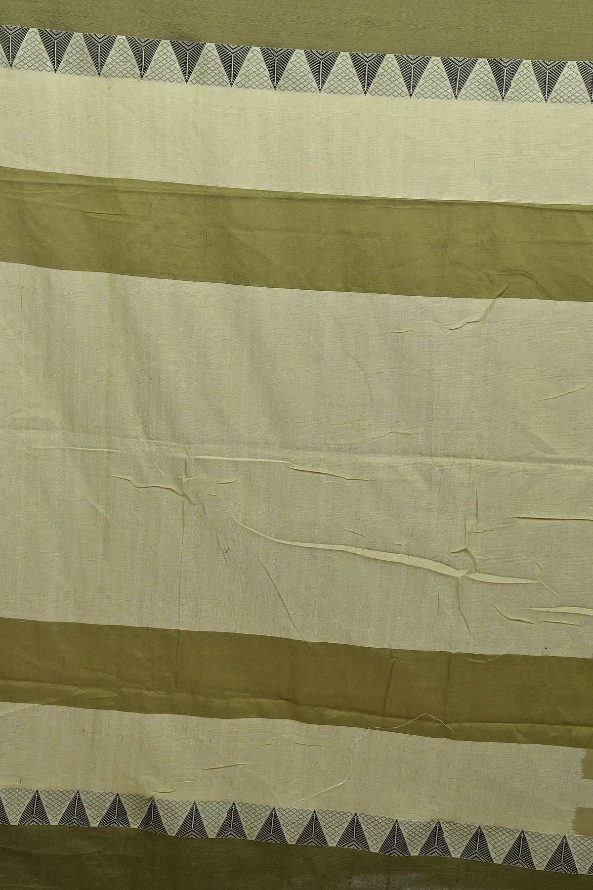 DipDiya Pure Cotton Green Black Hiran Weaves with a Story Handloom Sarees