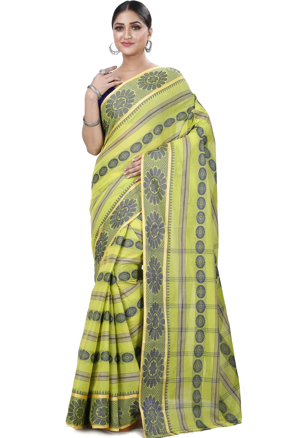 DipDiya Pure Cotton Green Chakro Tant Artisan Crafted Tant Sarees