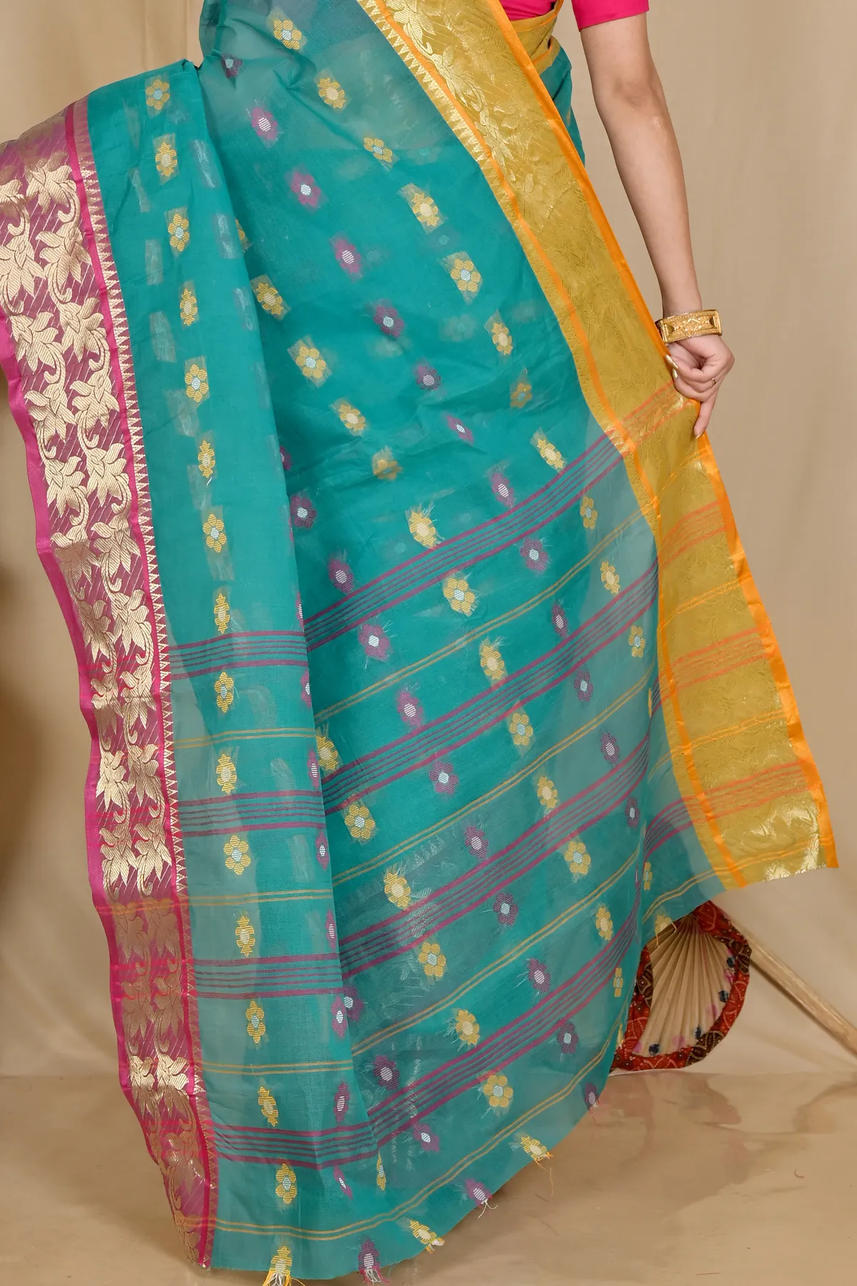 DipDiya Pure Cotton Green Dui Has Traditional Bengali Tant Sarees