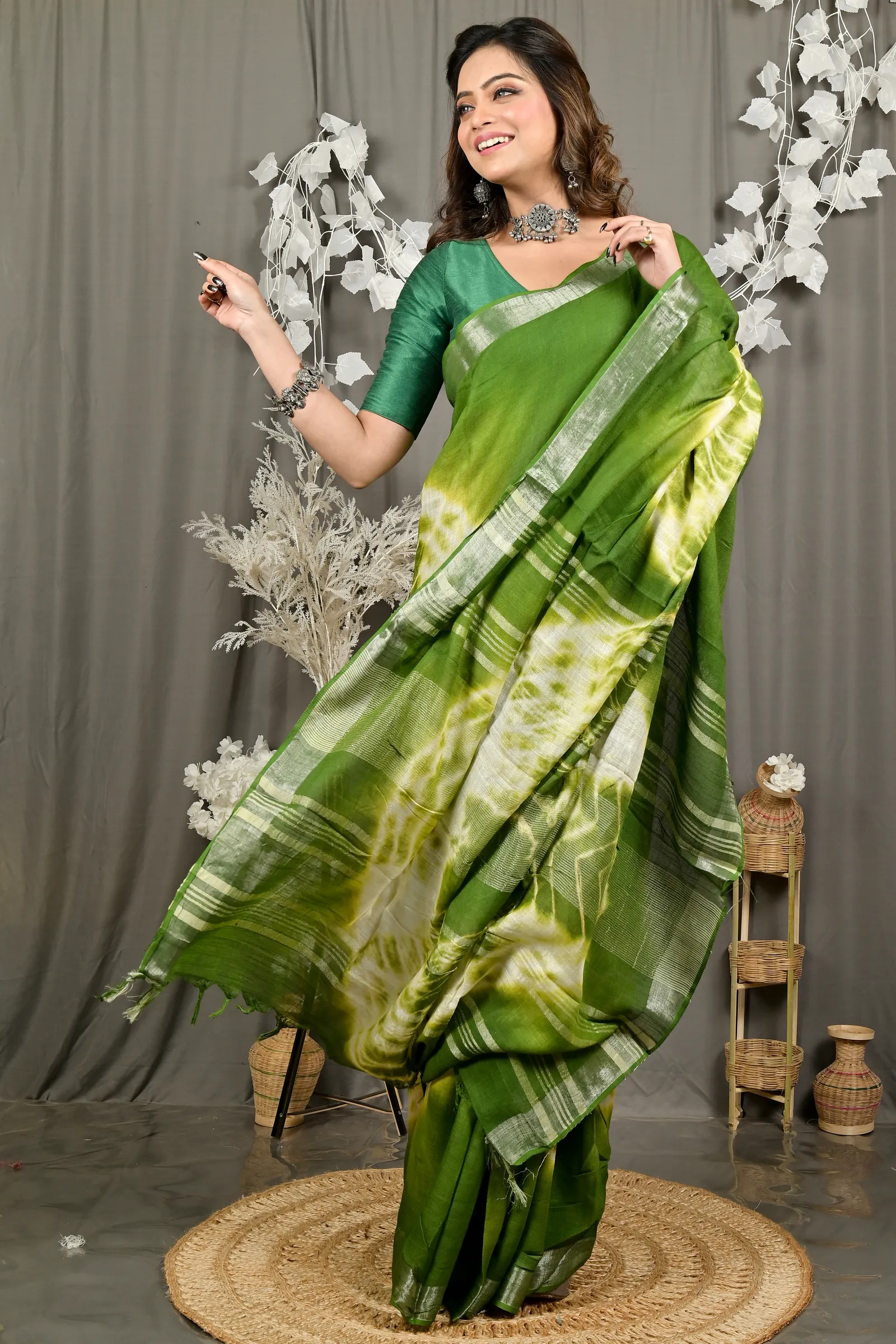 DipDiya Pure Cotton Green Finui Timeless Bengal Handloom Sarees