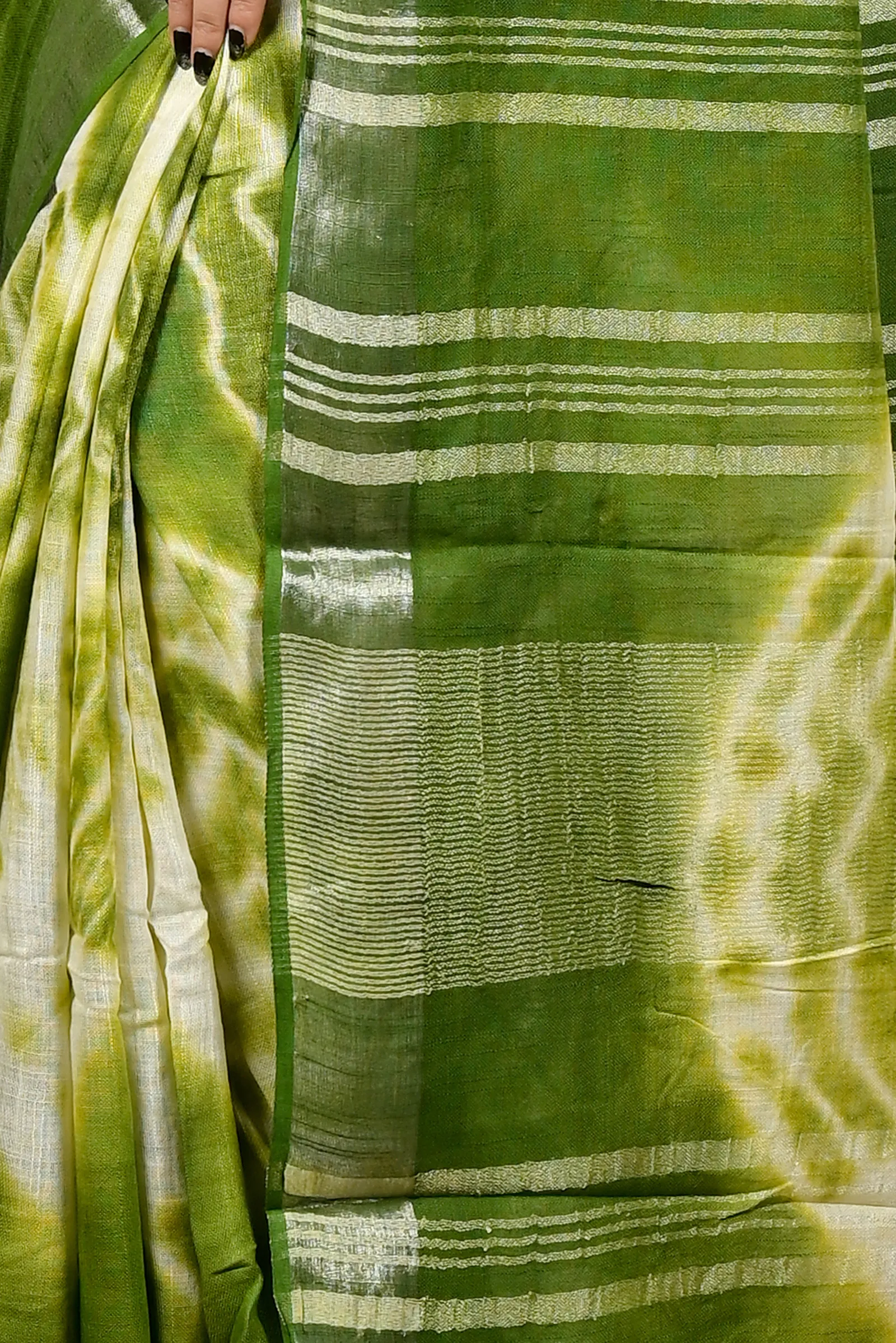 DipDiya Pure Cotton Green Finui Timeless Bengal Handloom Sarees