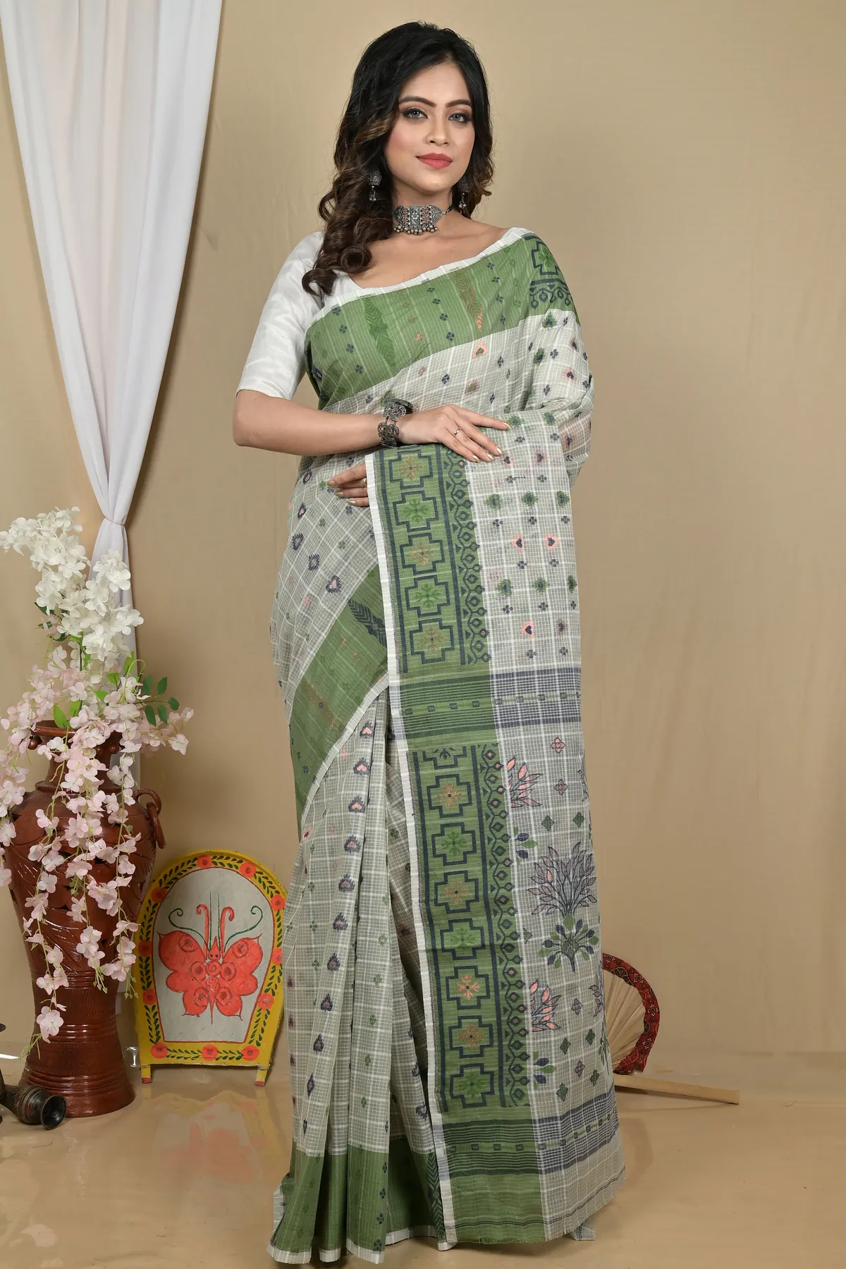DipDiya Pure Cotton Green Ginni A Legacy Woven Jamdani Sarees