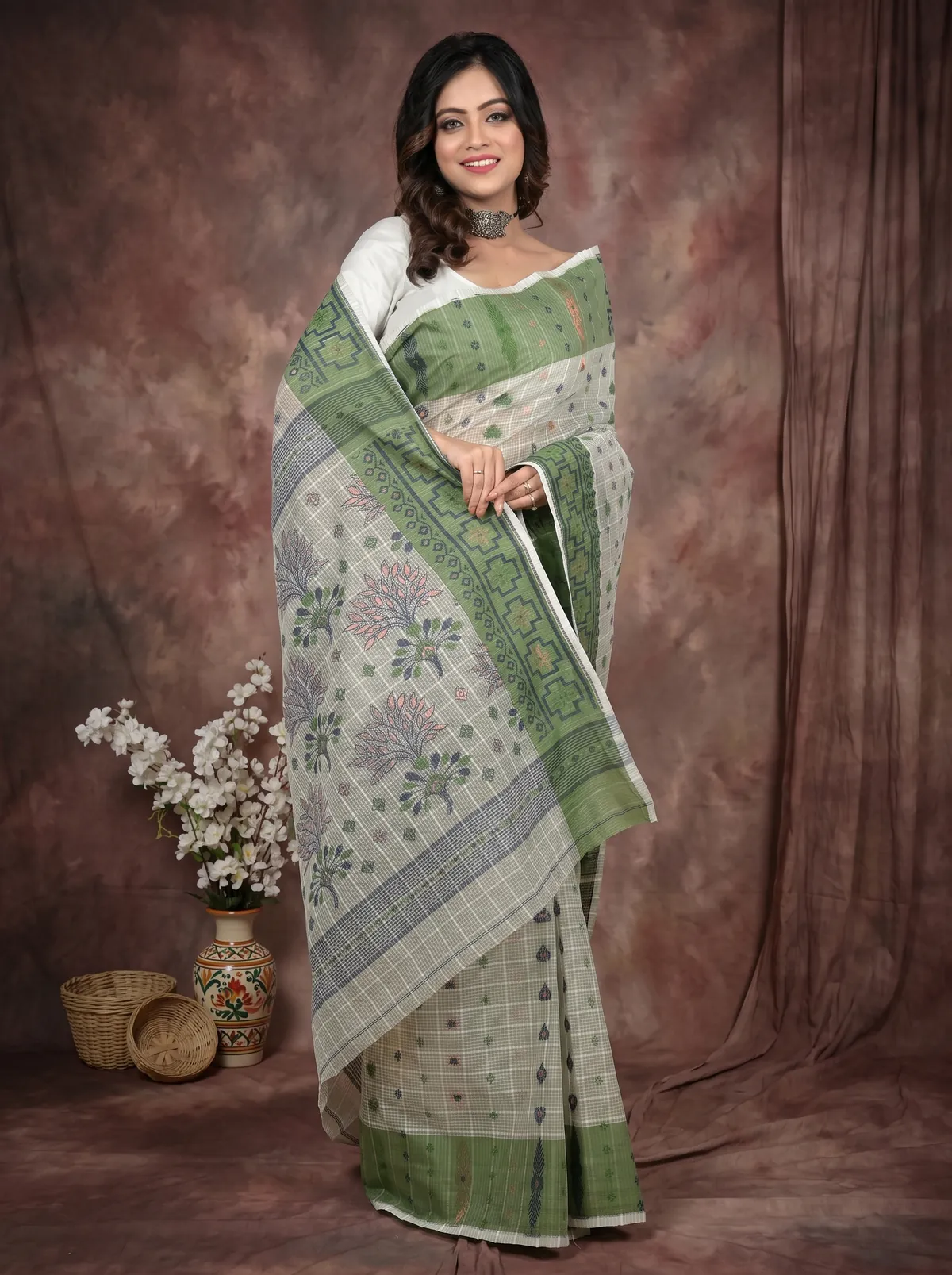 DipDiya Pure Cotton Green Ginni A Legacy Woven Jamdani Sarees