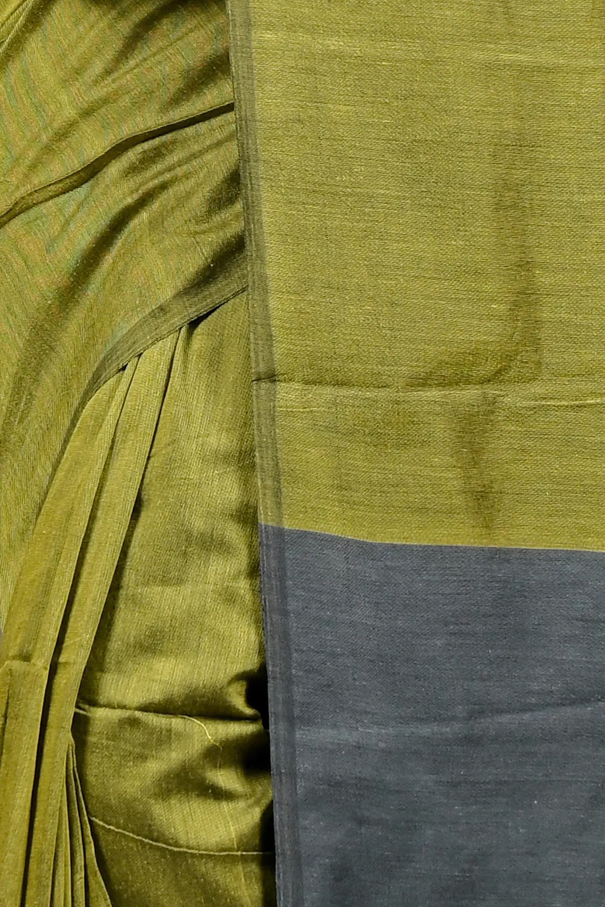 DipDiya Pure Cotton Green Grey ThanKhaditu Effortless Tradition Handloom Sarees