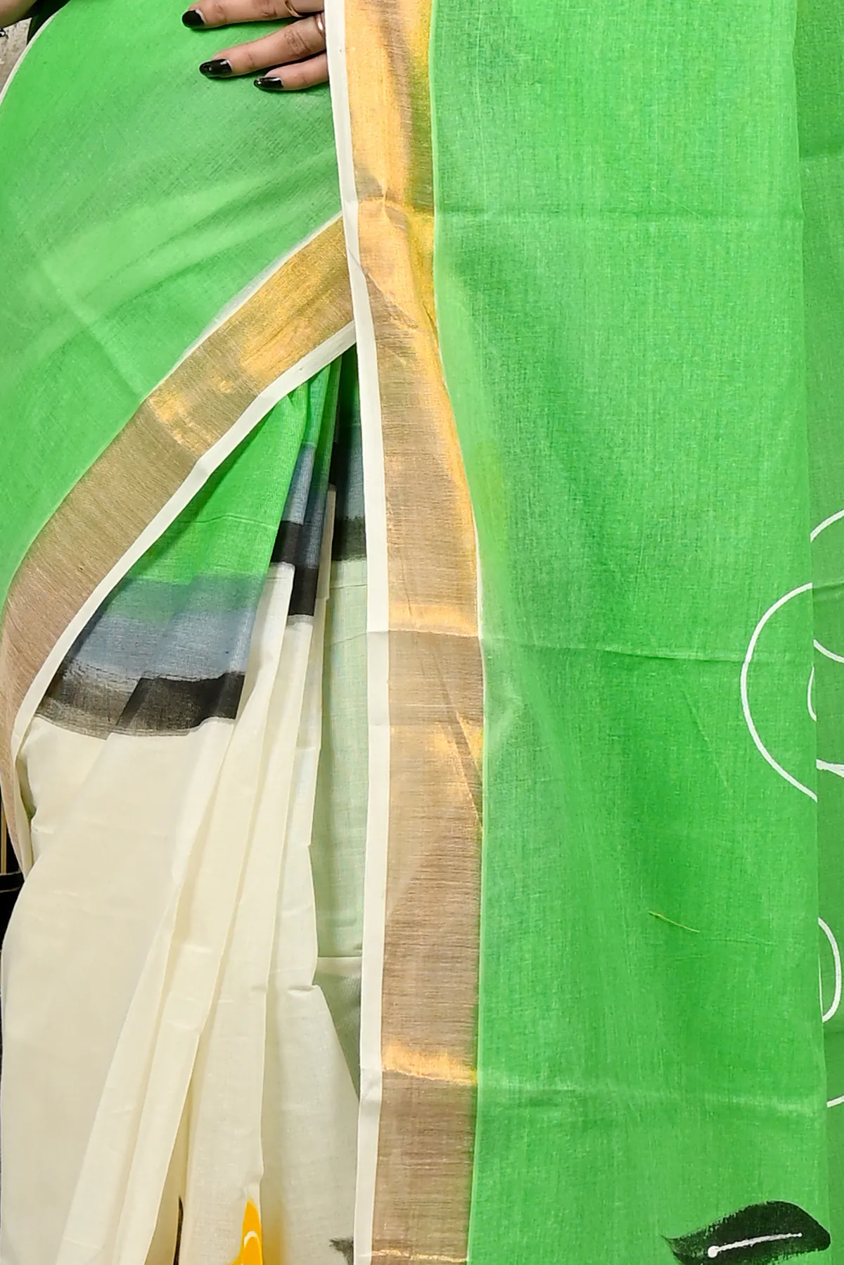 DipDiya Pure Cotton Green Hataka Woven with Tradition Hand Painted Sarees