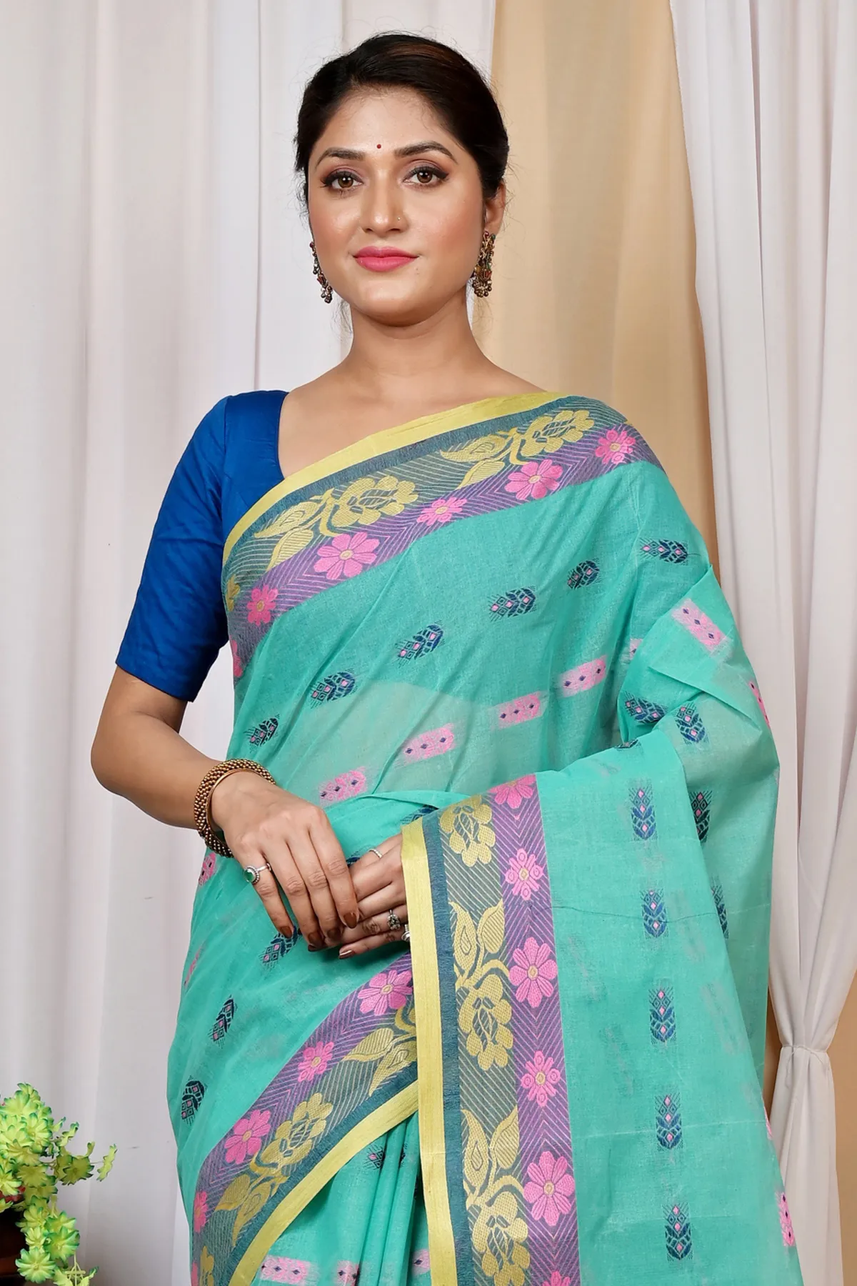 DipDiya Pure Cotton Green Helok Handloom Heritage Tant Sarees