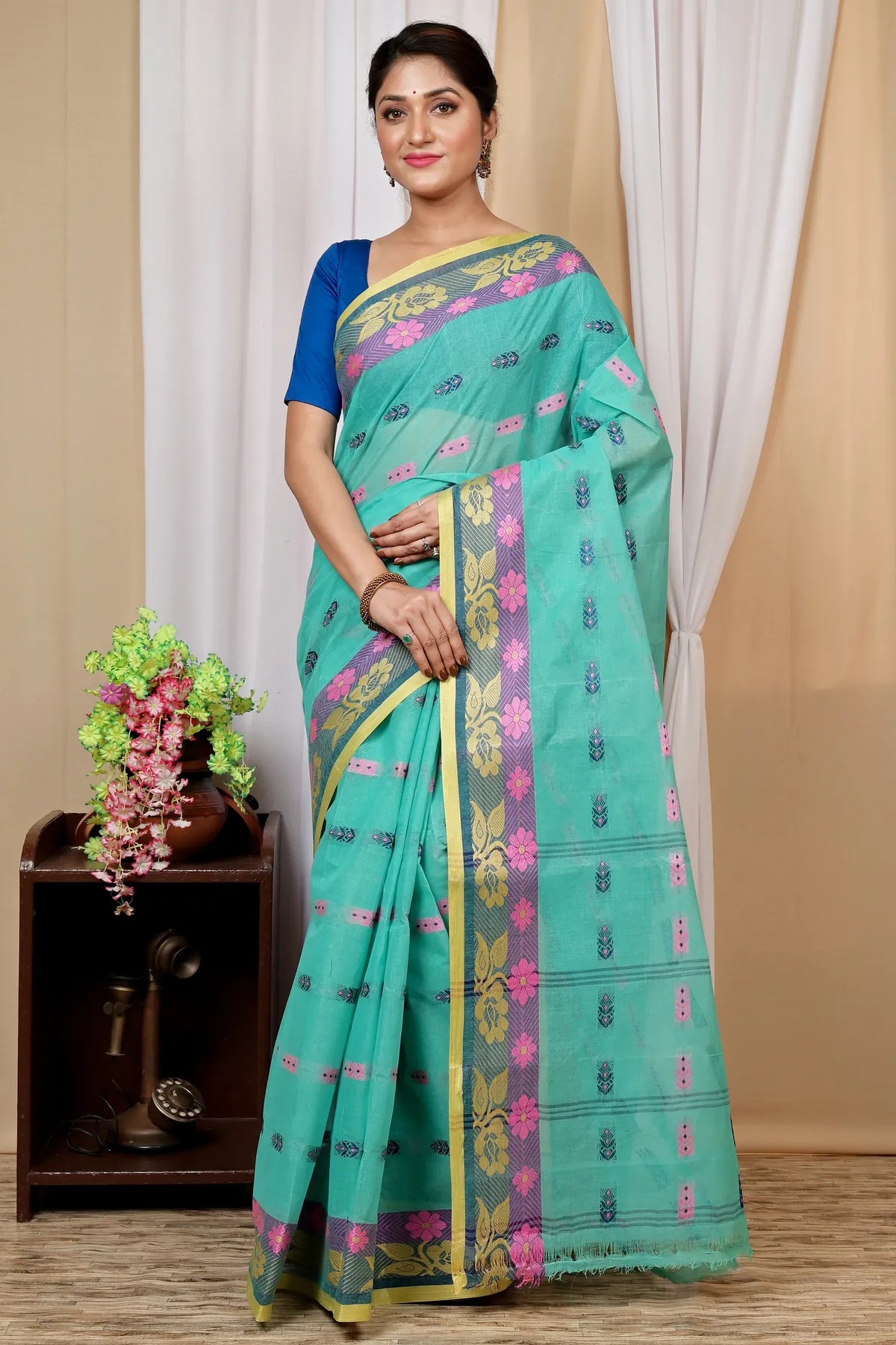 DipDiya Pure Cotton Green Helok Handloom Heritage Tant Sarees