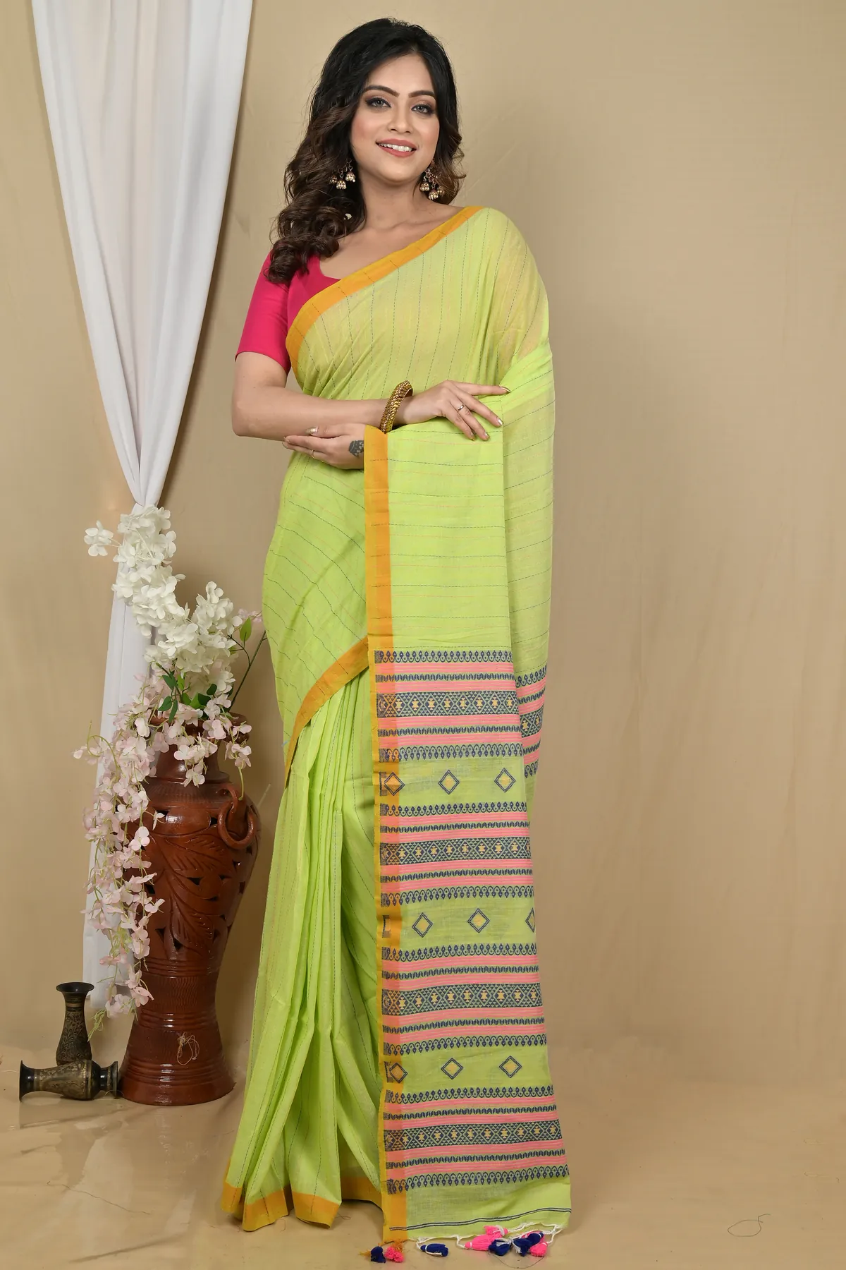 DipDiya Pure Cotton Green Hima Crafted with Soul Handloom Sarees