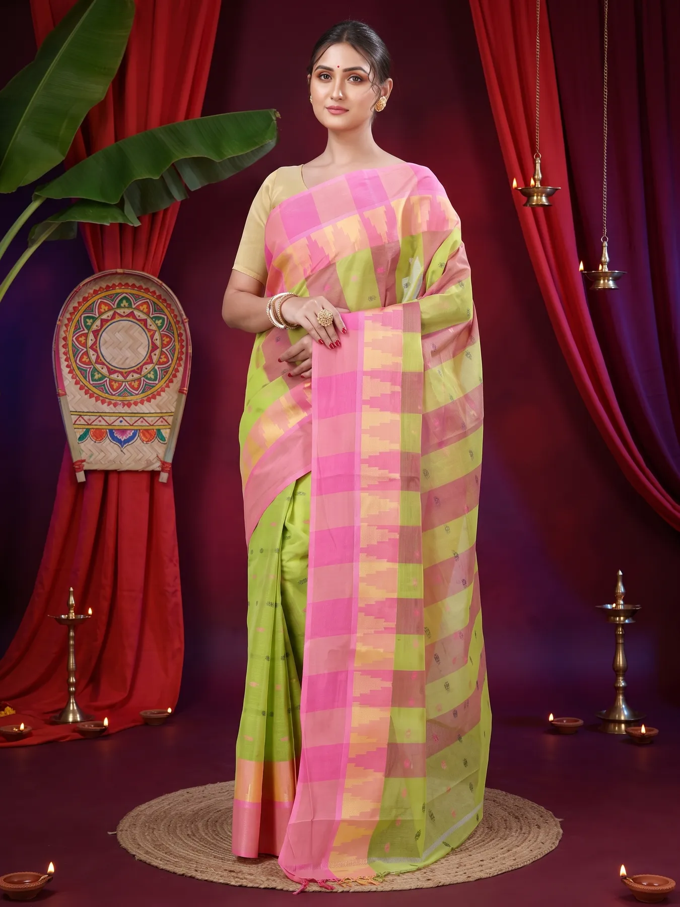 DipDiya Pure Cotton Green Jamuna Loom to Love Tant Sarees